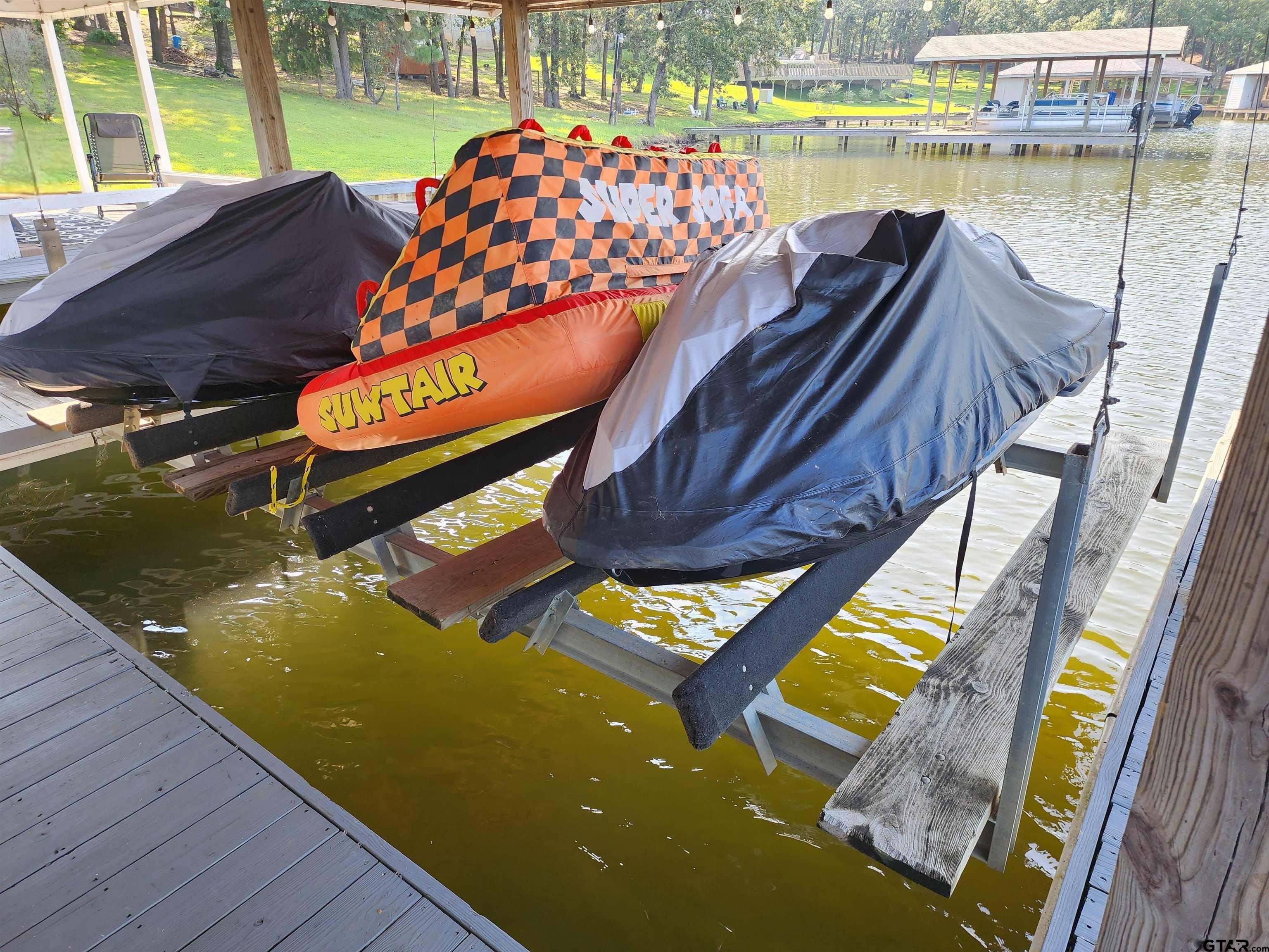 Pittsburg, Texas, 75686, United States, 3 Bedrooms Bedrooms, ,3 BathroomsBathrooms,Residential,For Sale,1977166