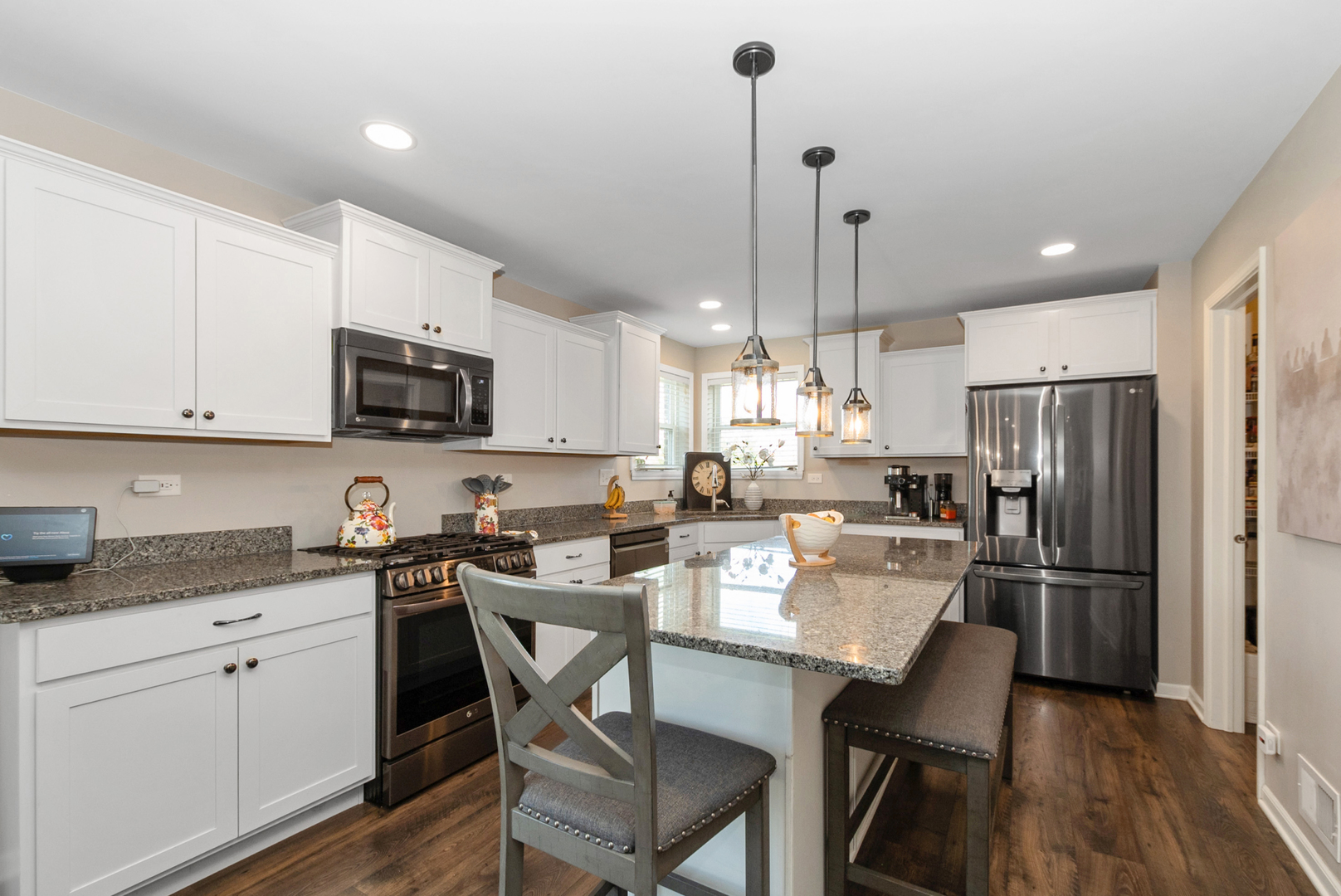 New Lenox, Illinois, 60451, United States, 4 Bedrooms Bedrooms, ,3 BathroomsBathrooms,Residential,For Sale,1984250