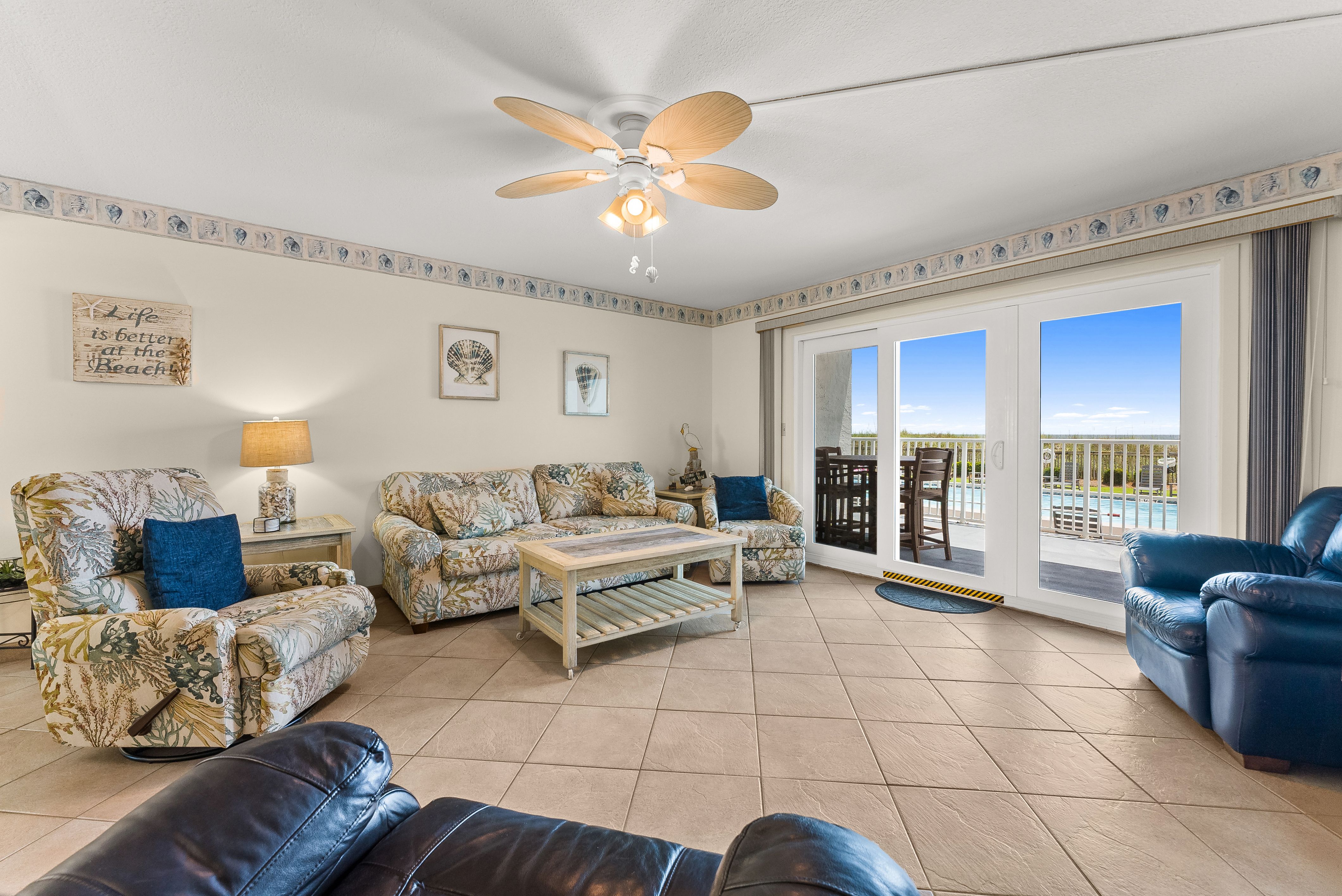  Ground-Floor Gulf-Front Retreat With Strong Rental History - 物件實景