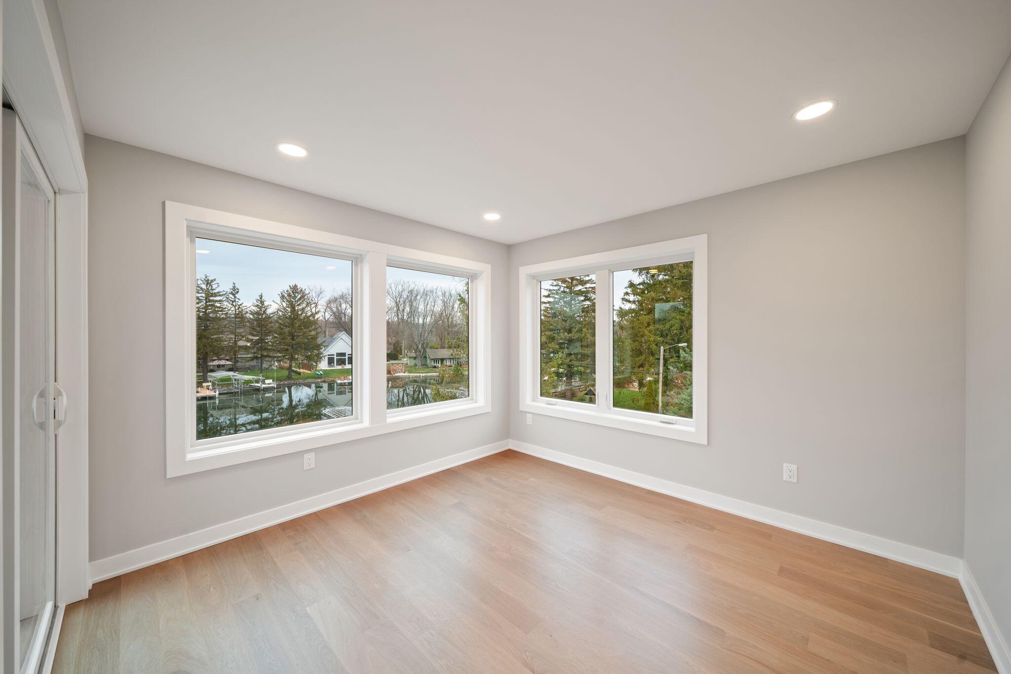 Burlington, Wisconsin, 53105, United States, 6 Bedrooms Bedrooms, ,4 BathroomsBathrooms,Residential,For Sale,2003027