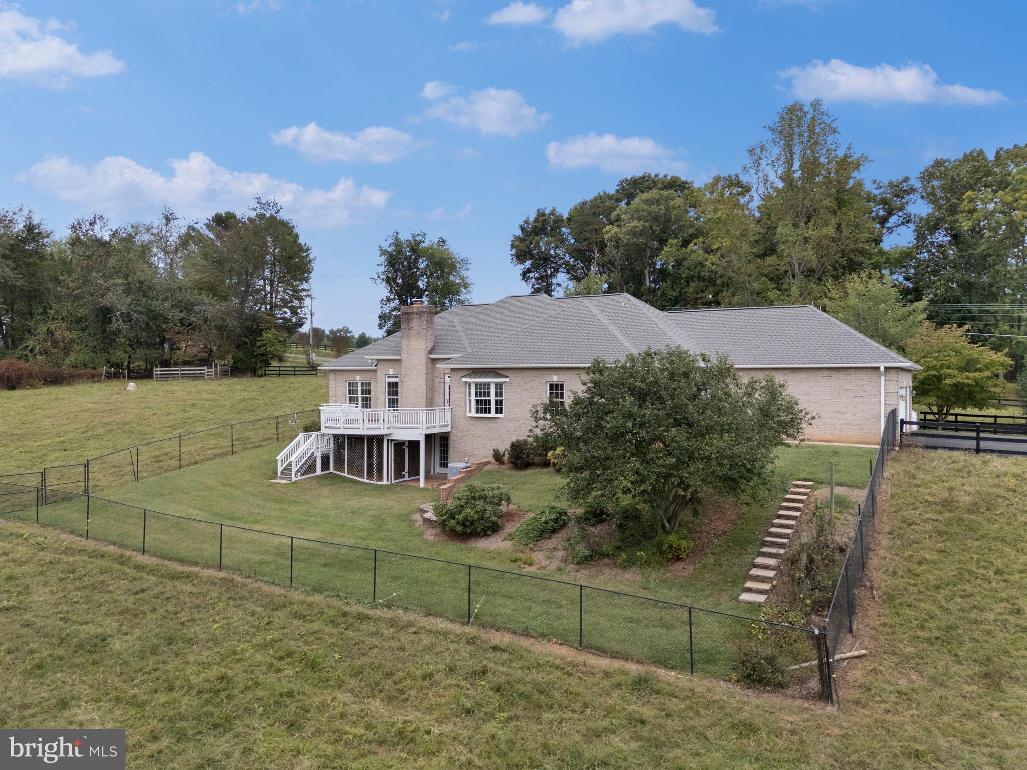 Reva, Virginia, 22735, United States, 4 Bedrooms Bedrooms, ,4 BathroomsBathrooms,Residential,For Sale,1983149