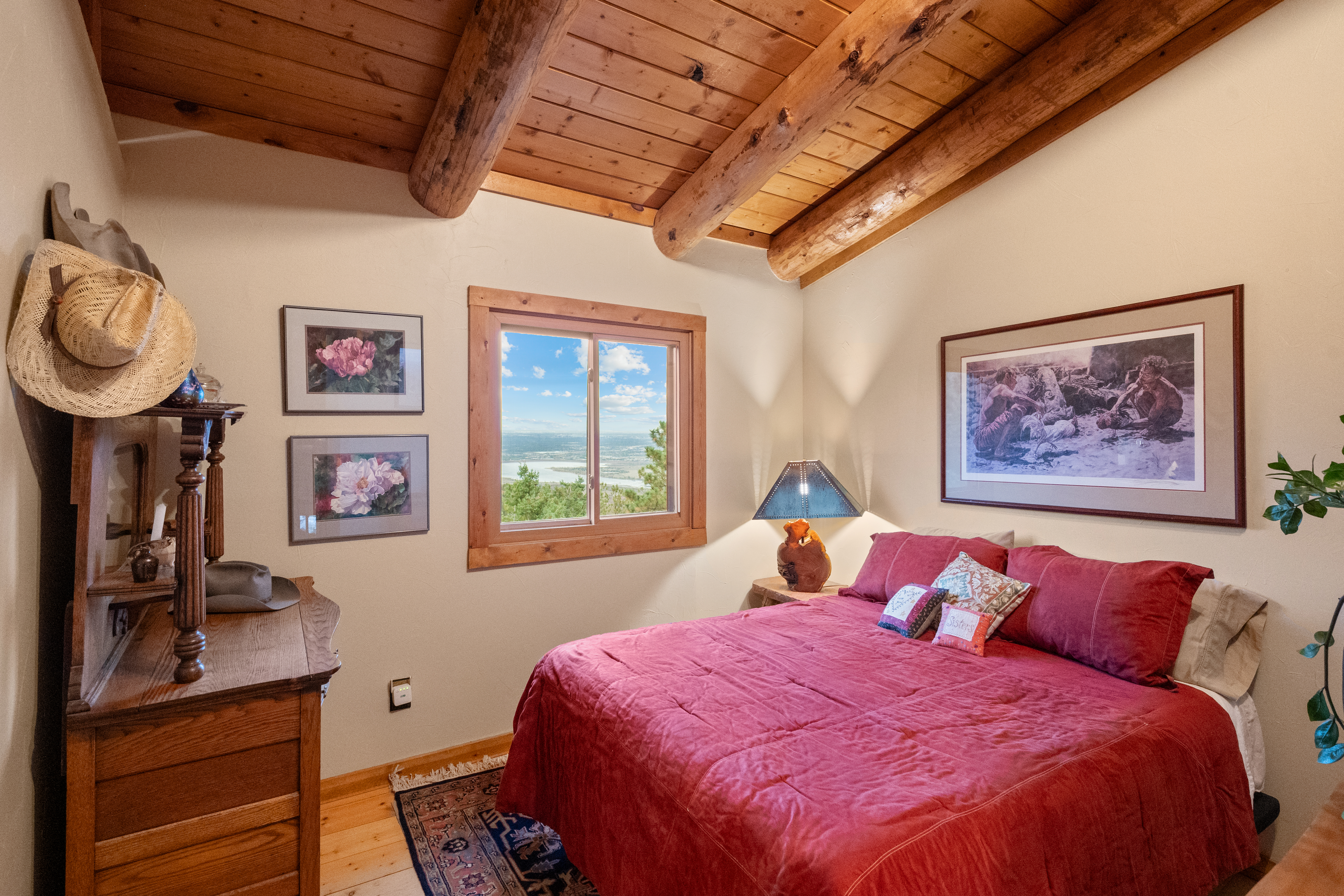  Chatfield Reservoir Log Home on Horse-Friendly 5 Acres with Wrap-Around Decks - 物件實景