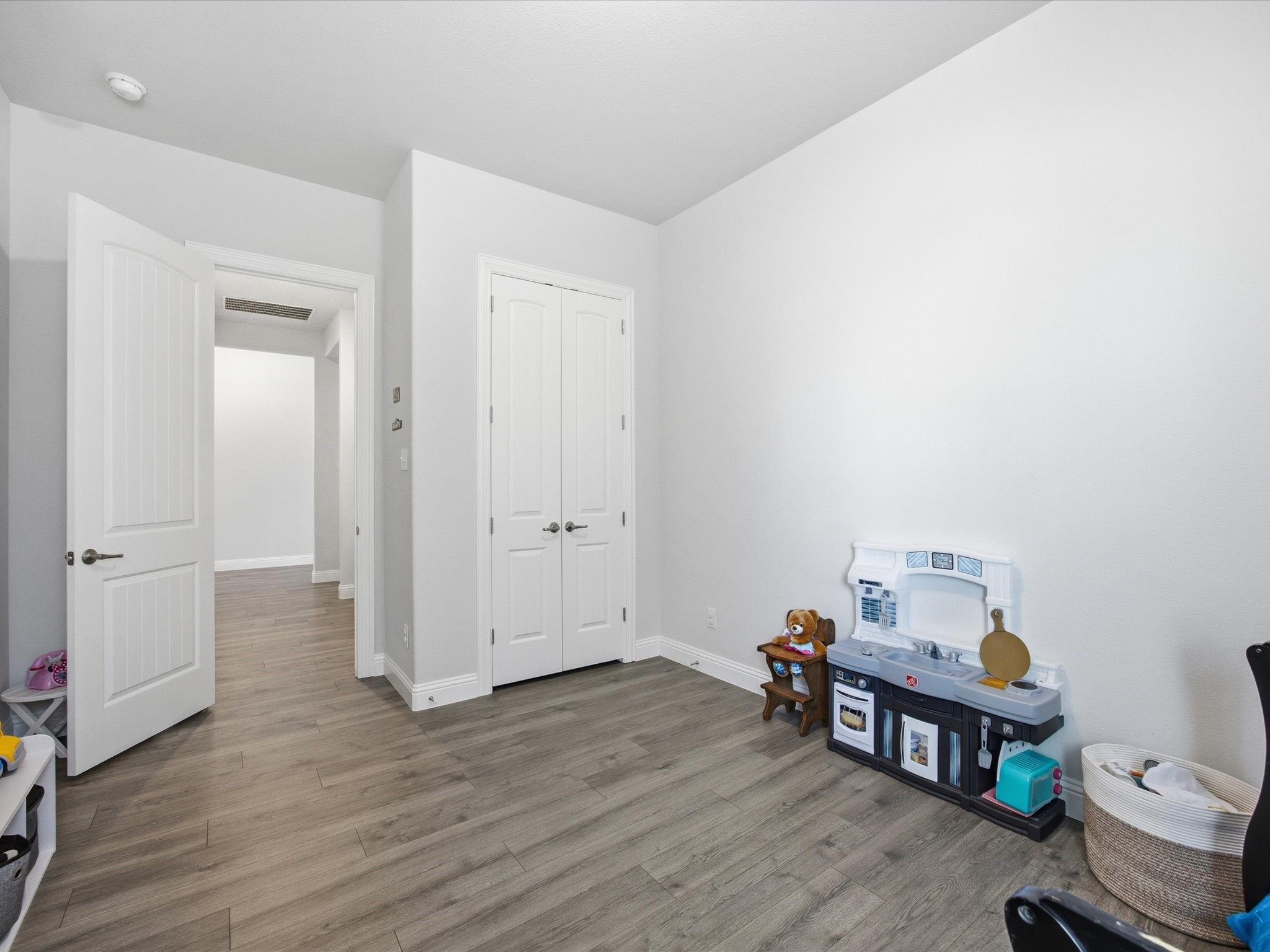 Celina, Texas, 75009, United States, 4 Bedrooms Bedrooms, ,3 BathroomsBathrooms,Residential,For Sale,1988975