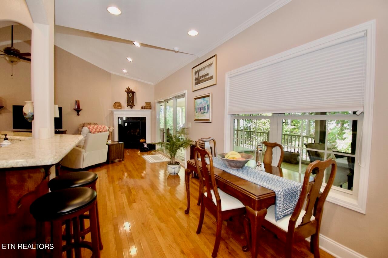 118 Oohleeno Way, Loudon, Tennessee, 37774, United States, 4 Bedrooms Bedrooms, ,3 BathroomsBathrooms,Residential,For Sale,118 Oohleeno Way,1640247