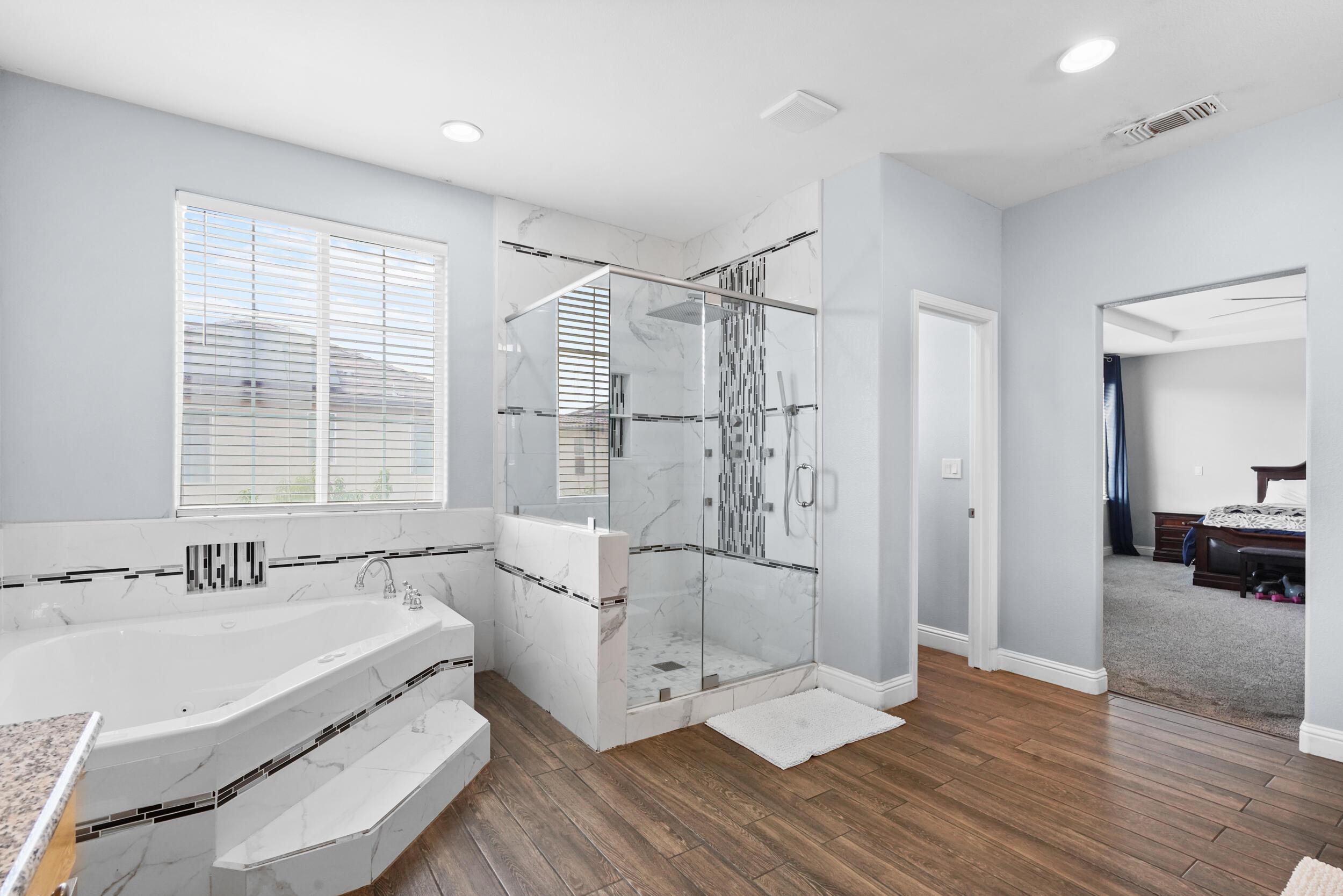 Porterville, California, 93257, United States, 5 Bedrooms Bedrooms, ,3 BathroomsBathrooms,Residential,For Sale,1983306