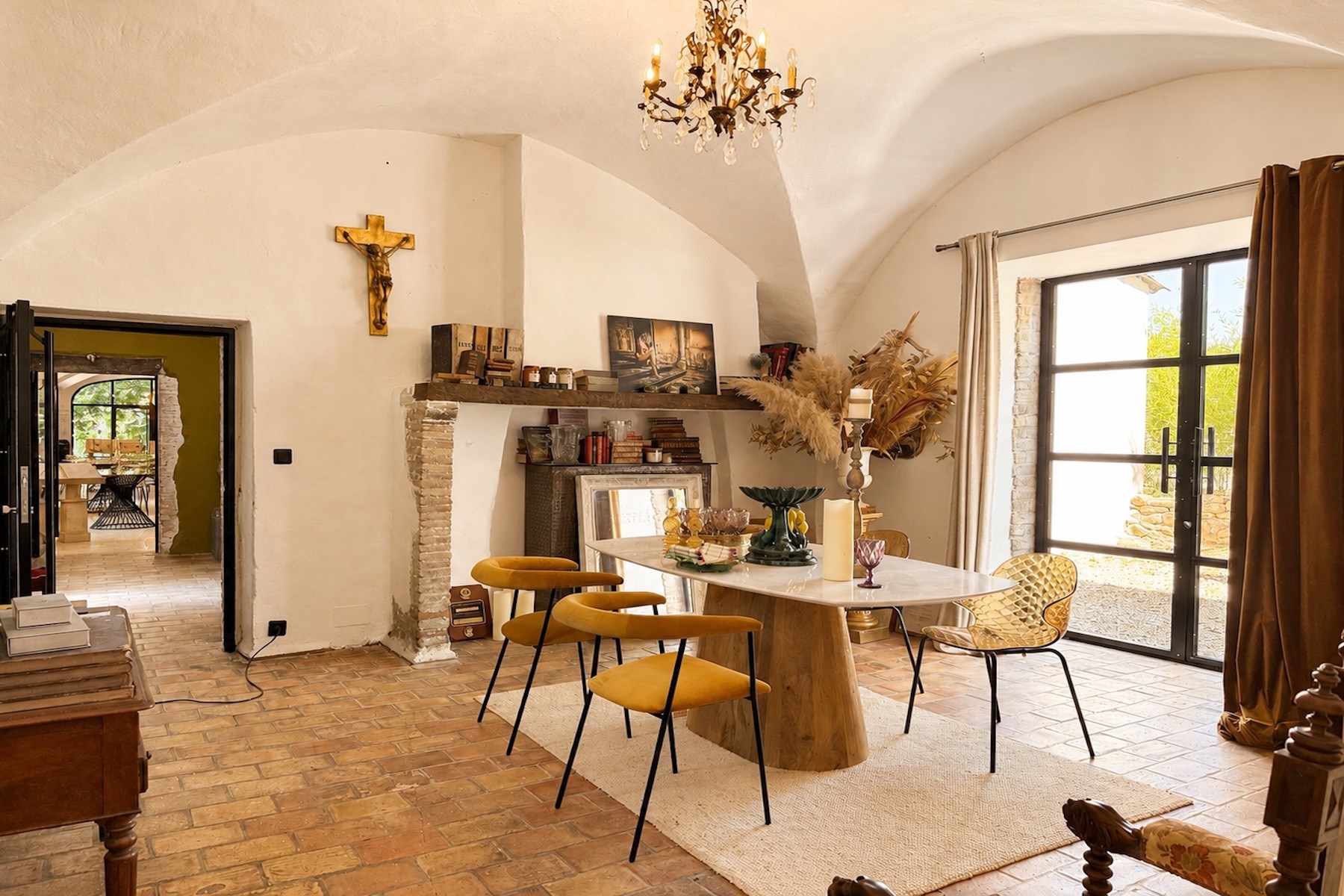  Exceptional Provençal Mas on 4.4 Hectares – Monumental Courtyard, Swimming Pool… - 物件實景