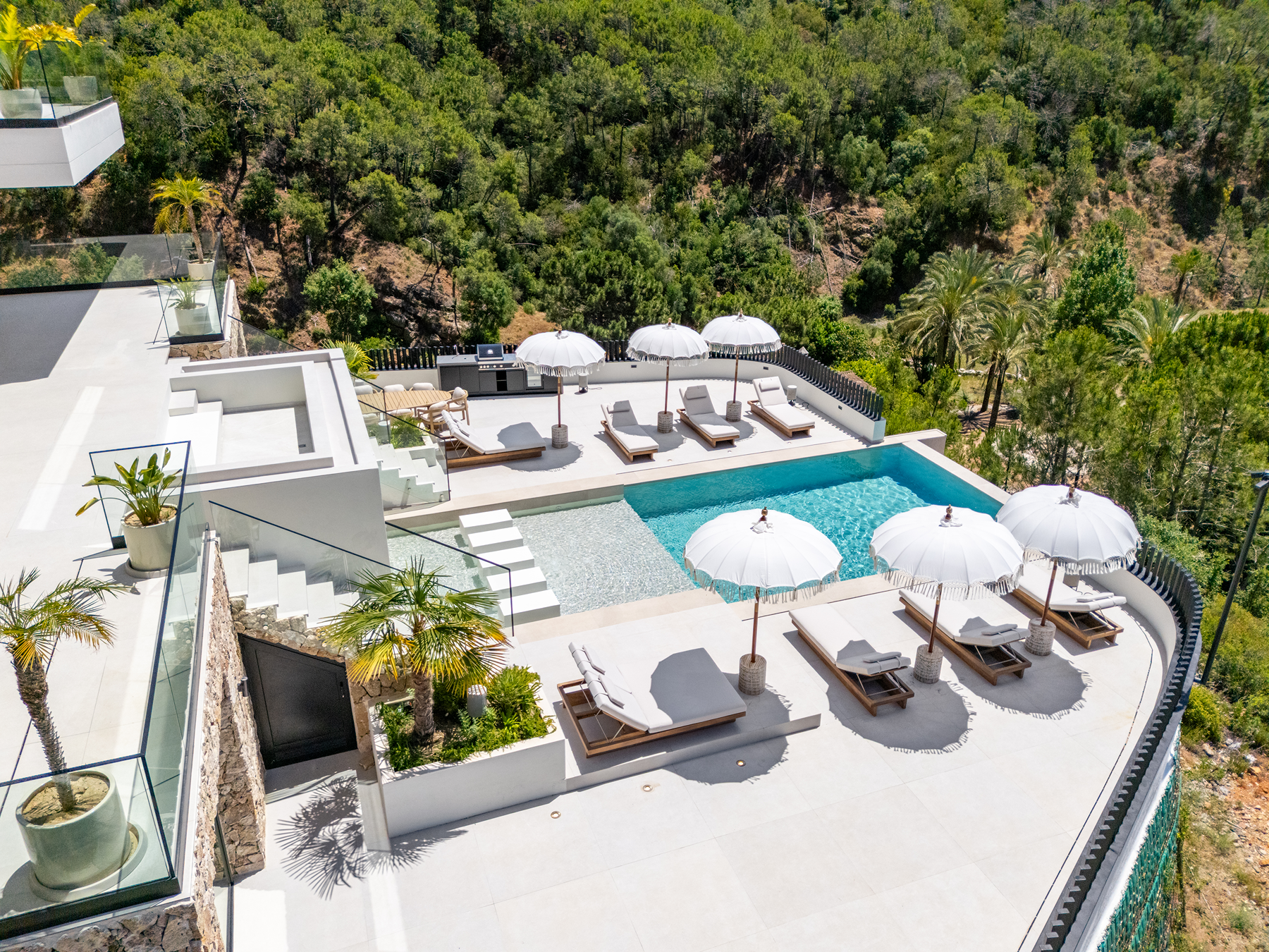  Contemporary villa with panoramic views in Montemayor, Benahavis - 物件實景