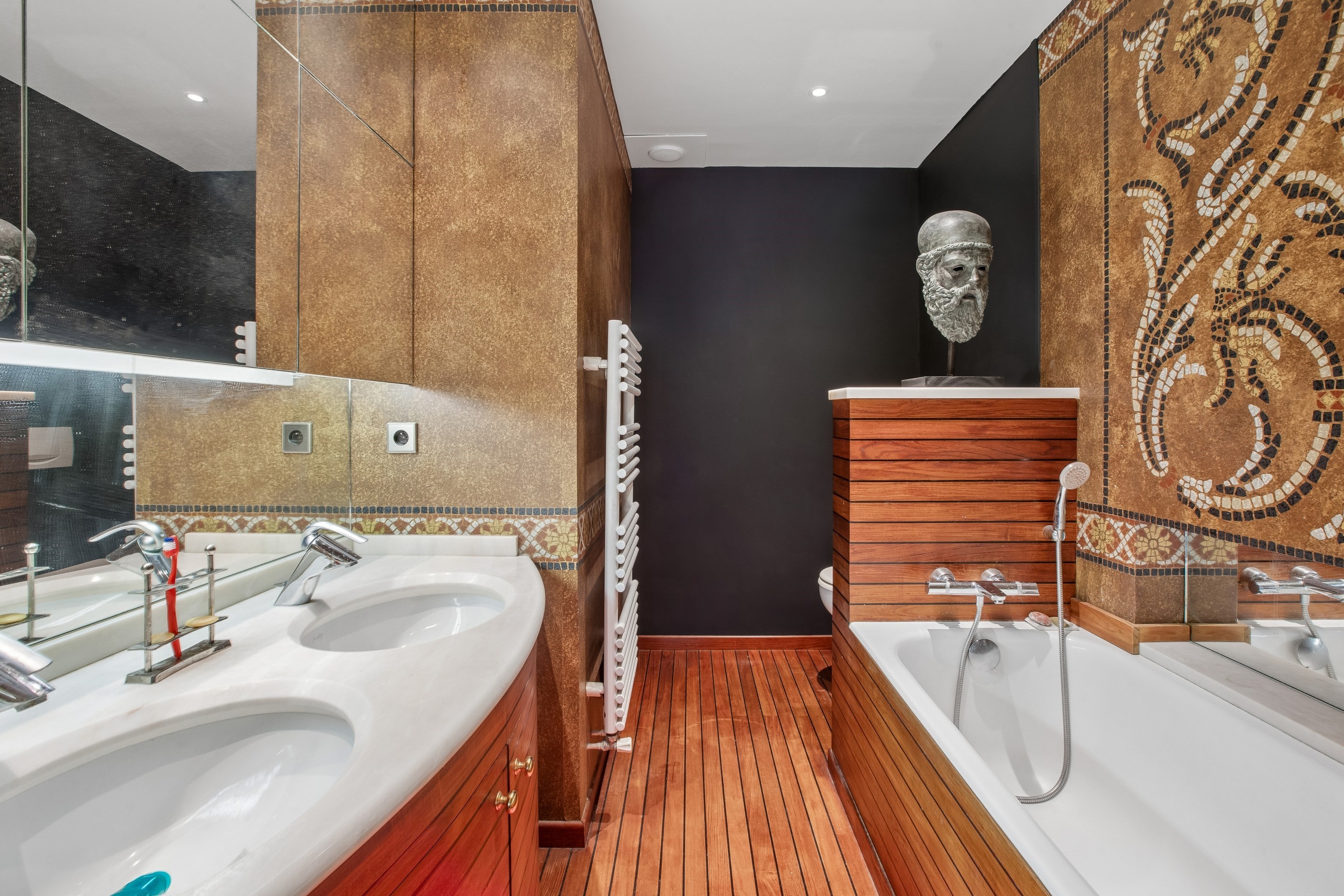 Elegant Corner Apartment Steps Away from Avenue Montaigne - Golden Triangle - 物件實景