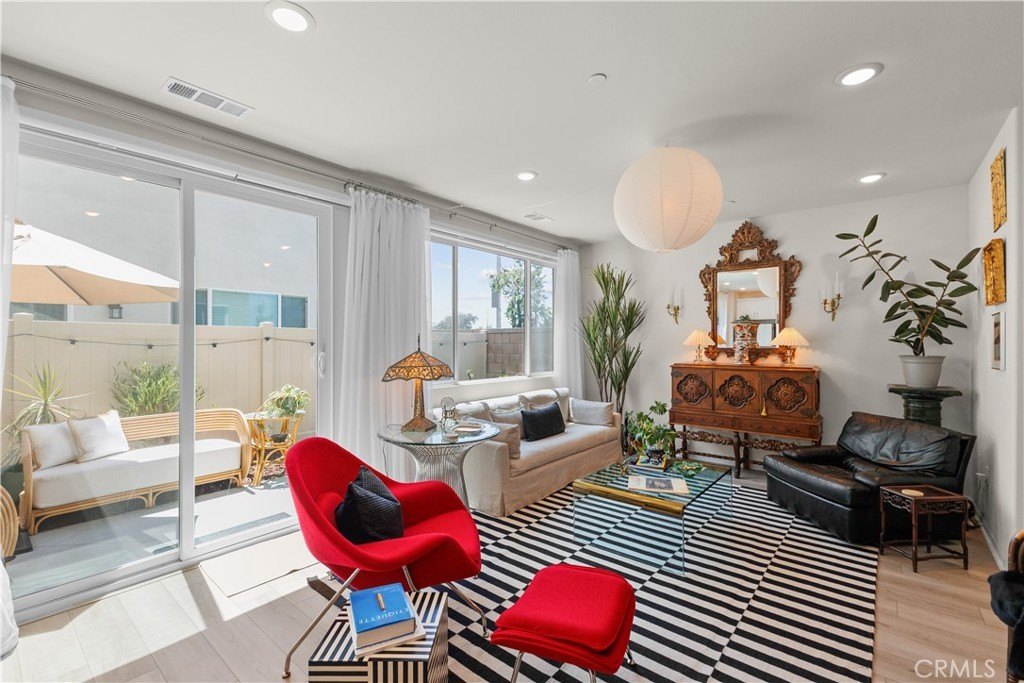 Redlands, California, 92374, United States, 3 Bedrooms Bedrooms, ,3 BathroomsBathrooms,Residential,For Sale,1910468