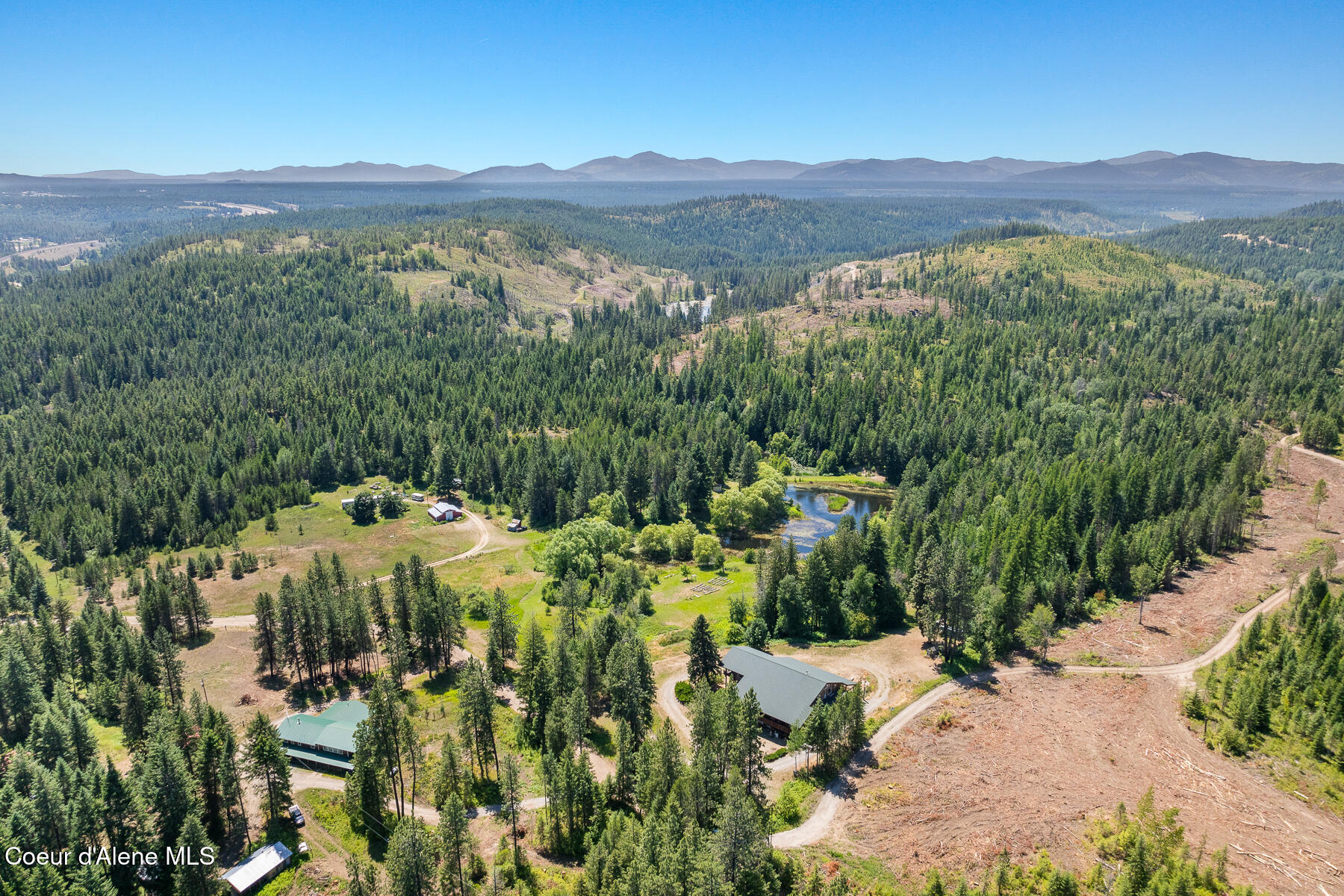 Athol, Idaho, 83801, United States, 4 Bedrooms Bedrooms, ,5 BathroomsBathrooms,Residential,For Sale,1975207