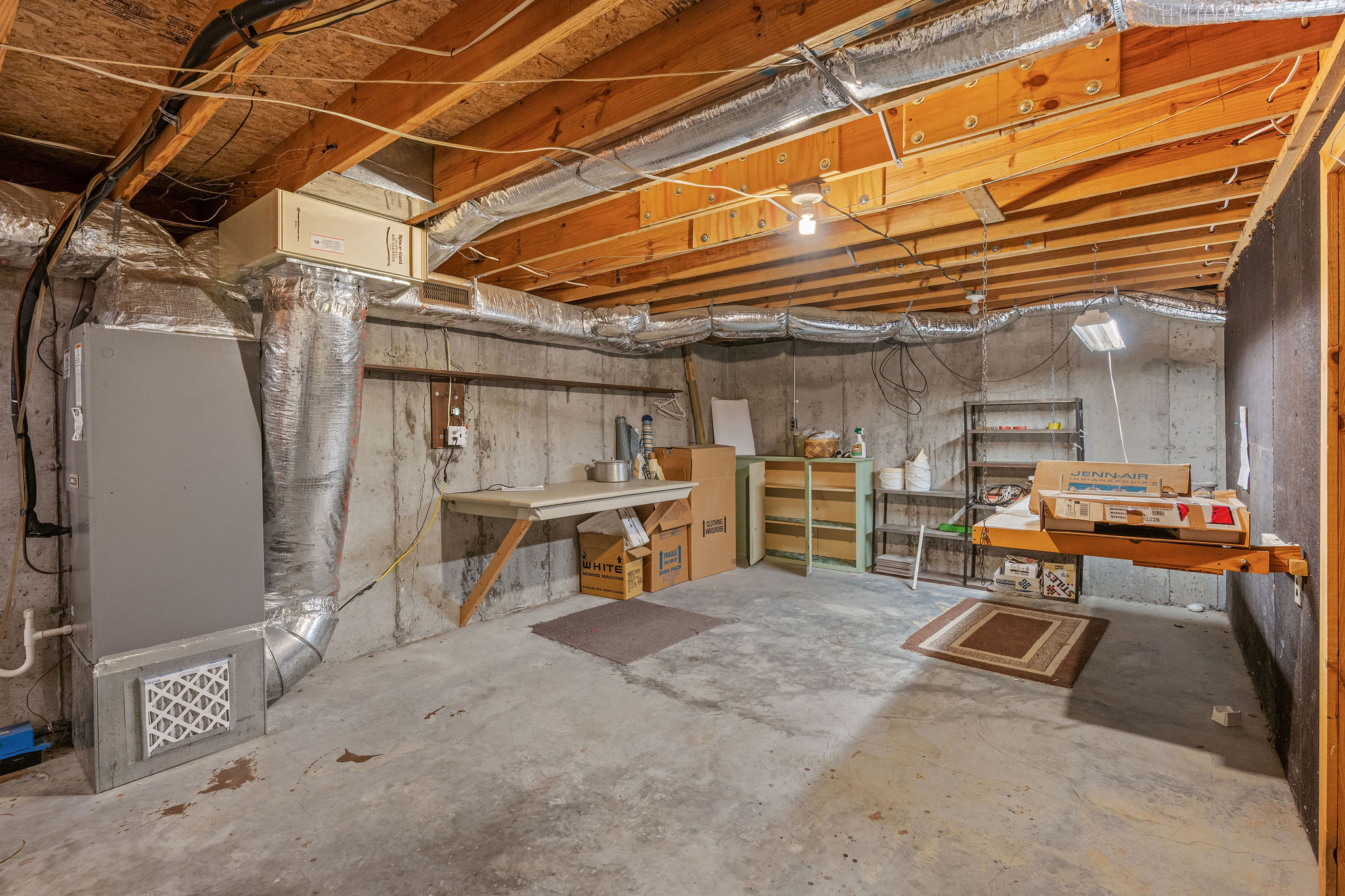 Dandridge, Tennessee, 37725, United States, 2 Bedrooms Bedrooms, ,2 BathroomsBathrooms,Residential,For Sale,1928860