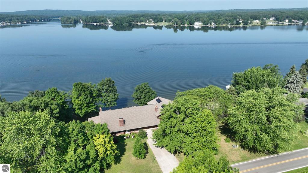 Lake Isabella, Michigan, 48893, United States, 3 Bedrooms Bedrooms, ,6 BathroomsBathrooms,Residential,For Sale,1903716