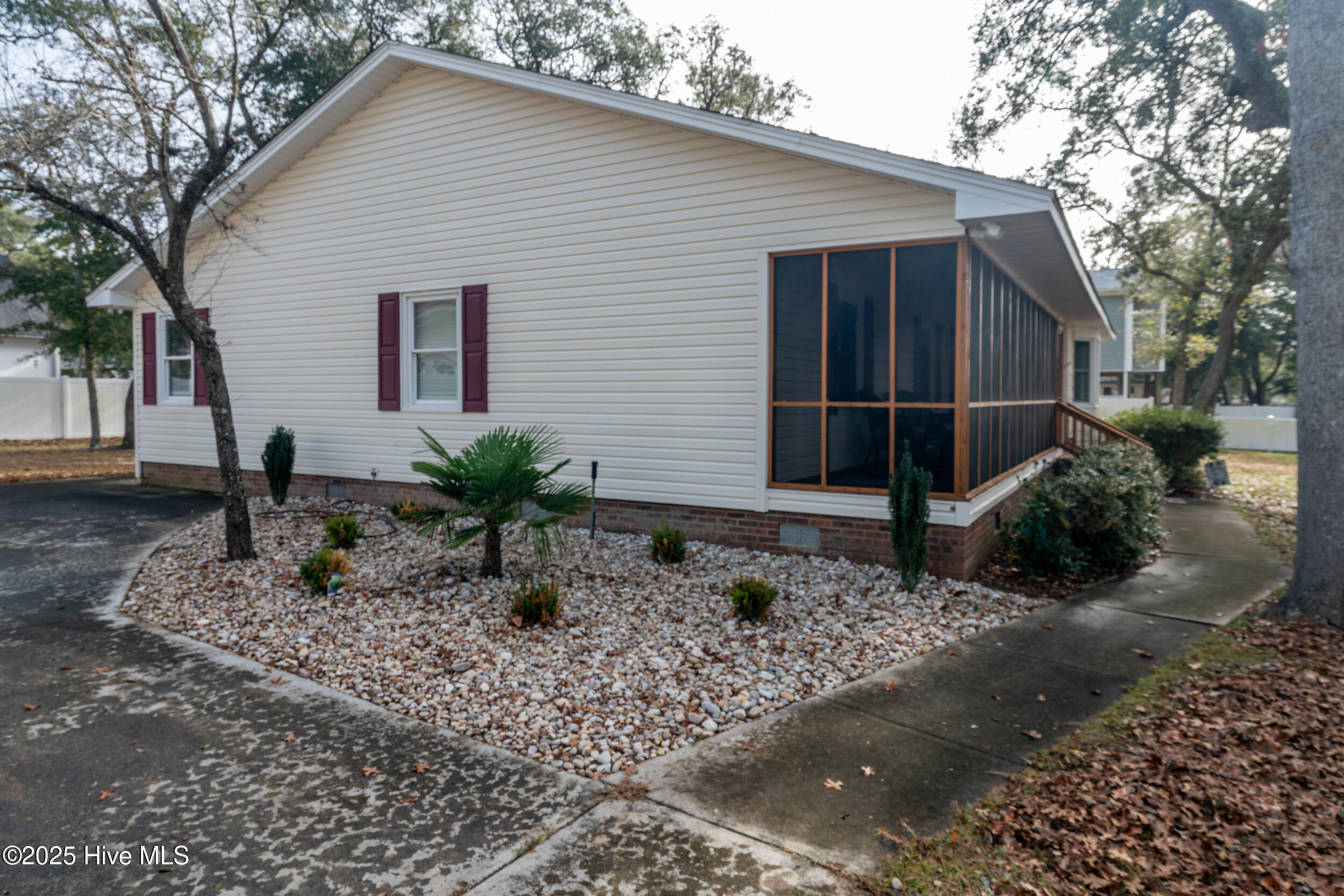 Oak Island, North Carolina, 28465, United States, 3 Bedrooms Bedrooms, ,2 BathroomsBathrooms,Residential,For Sale,1876961