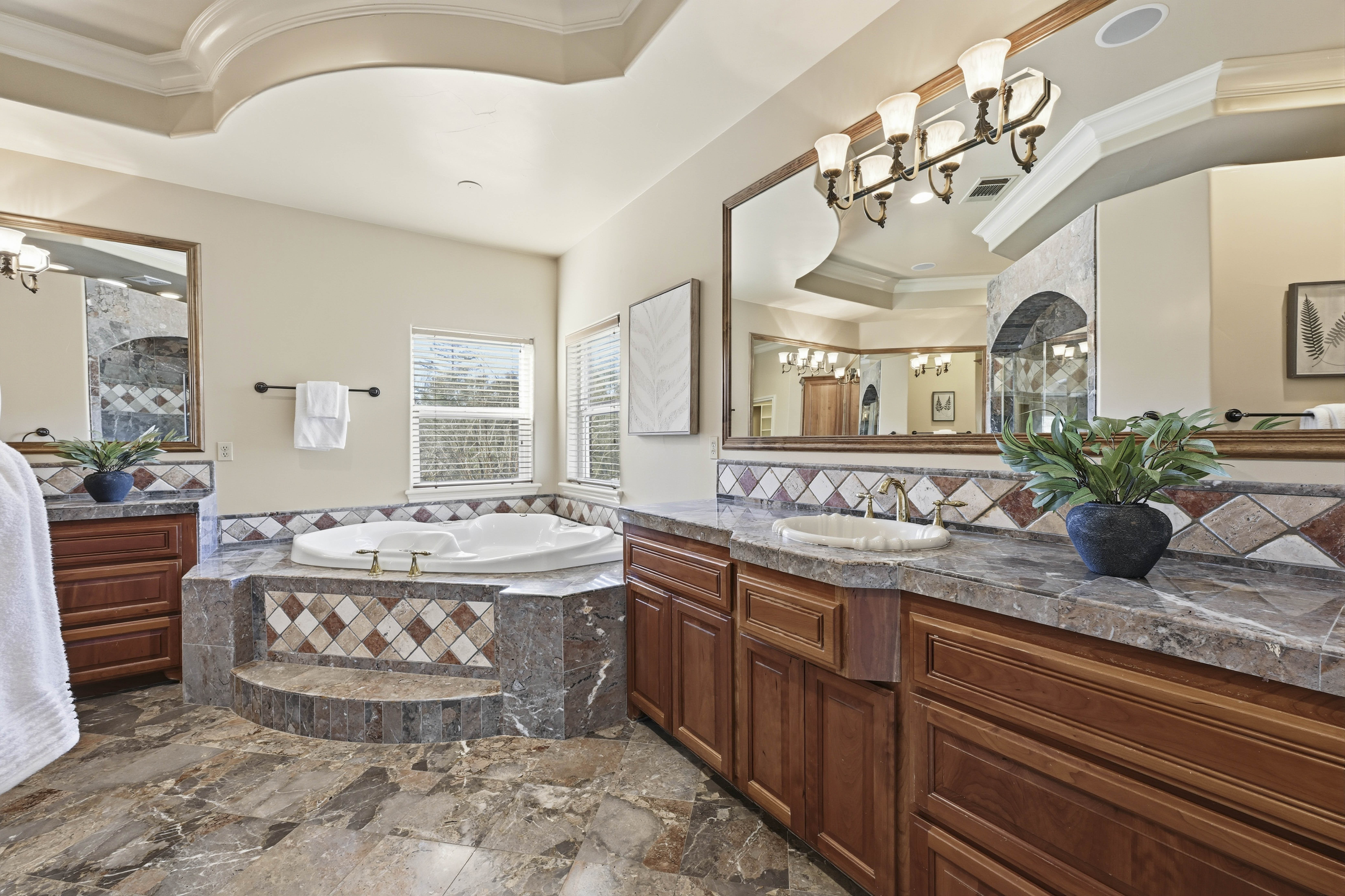  6520 Carolinda Drive, Granite Bay, CA 95746 - 物件實景