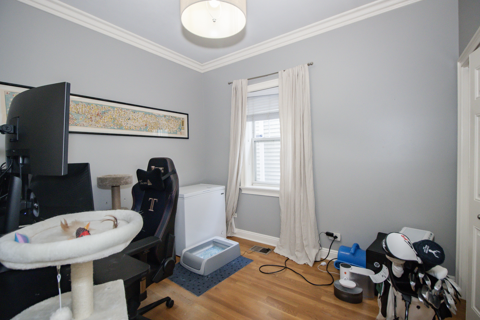 Chicago, Illinois, 60610, United States, 3 Bedrooms Bedrooms, ,3 BathroomsBathrooms,Residential,For Sale,1977363