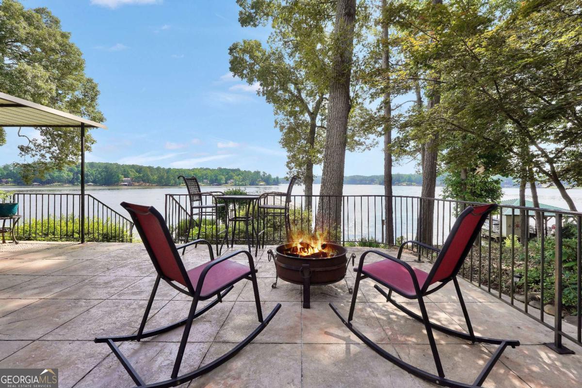 Jackson, Georgia, 30233, United States, 3 Bedrooms Bedrooms, ,2 BathroomsBathrooms,Residential,For Sale,1981672