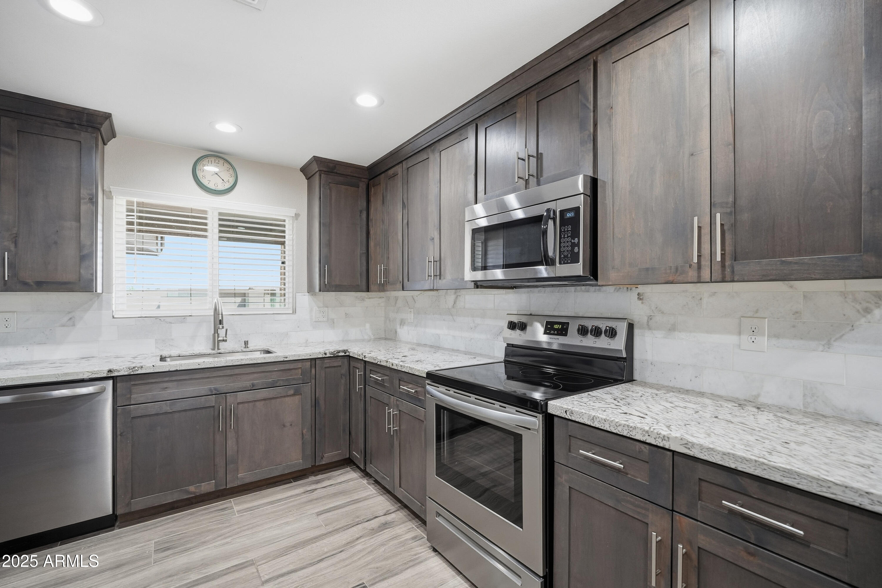 Sun City, Arizona, 85351, United States, 4 Bedrooms Bedrooms, ,2 BathroomsBathrooms,Residential,For Sale,1998355