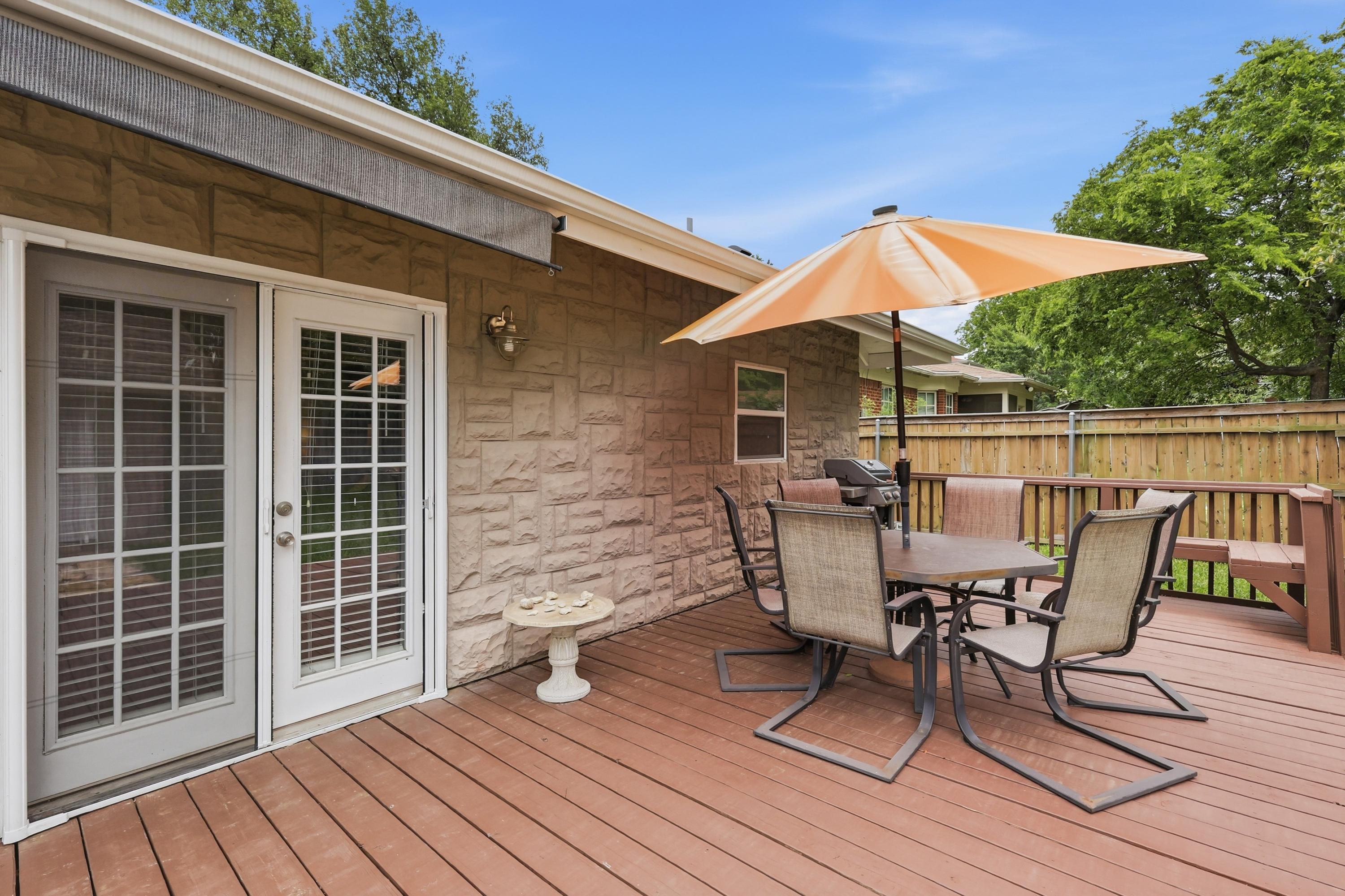  1300 Buck Avenue, Fort Worth, TX, 76110 - 物件實景