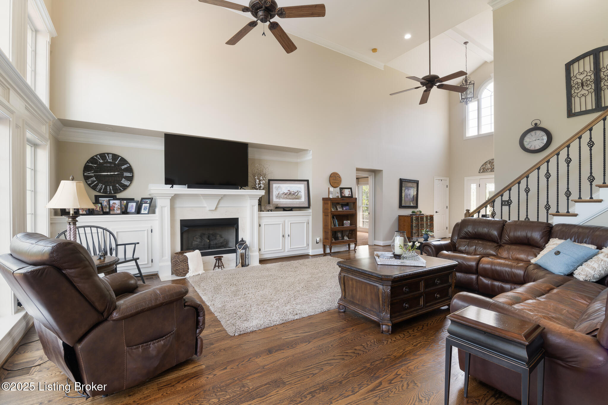 Crestwood, Kentucky, 40014, United States, 6 Bedrooms Bedrooms, ,5 BathroomsBathrooms,Residential,For Sale,1908239