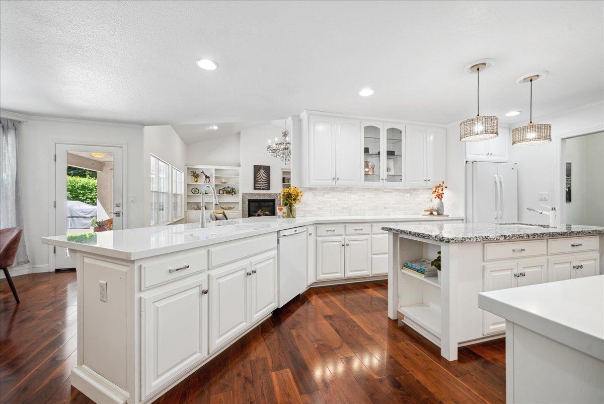 Grass Valley, California, 95945, United States, 4 Bedrooms Bedrooms, ,3 BathroomsBathrooms,Residential,For Sale,1831917