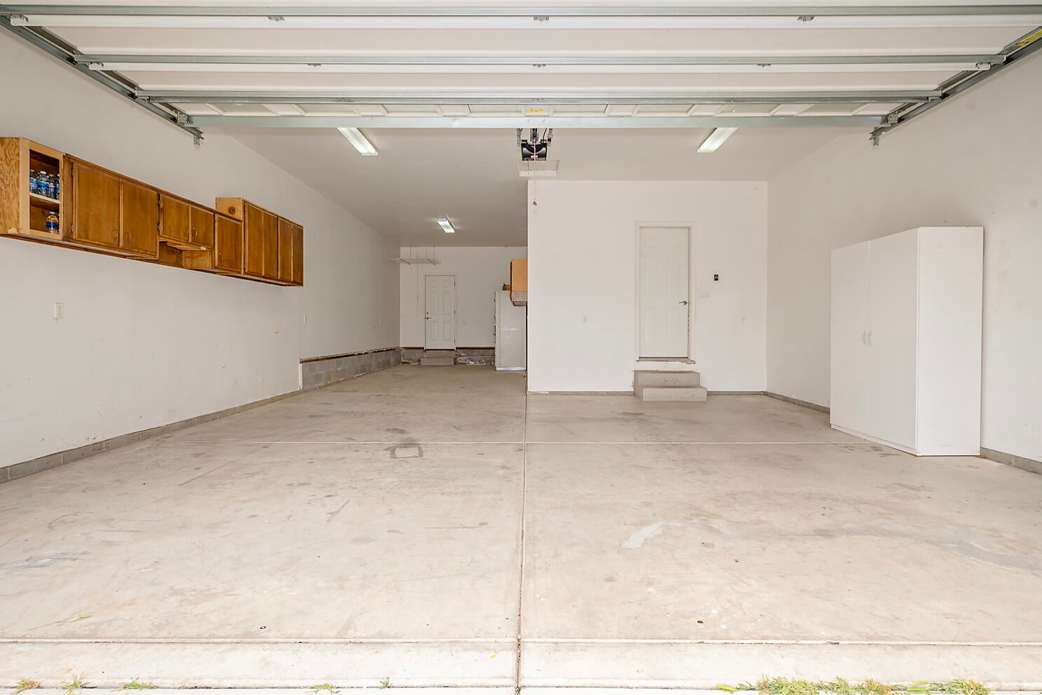 Grants Pass, Oregon, 97526, United States, 3 Bedrooms Bedrooms, ,3 BathroomsBathrooms,Residential,For Sale,1994829