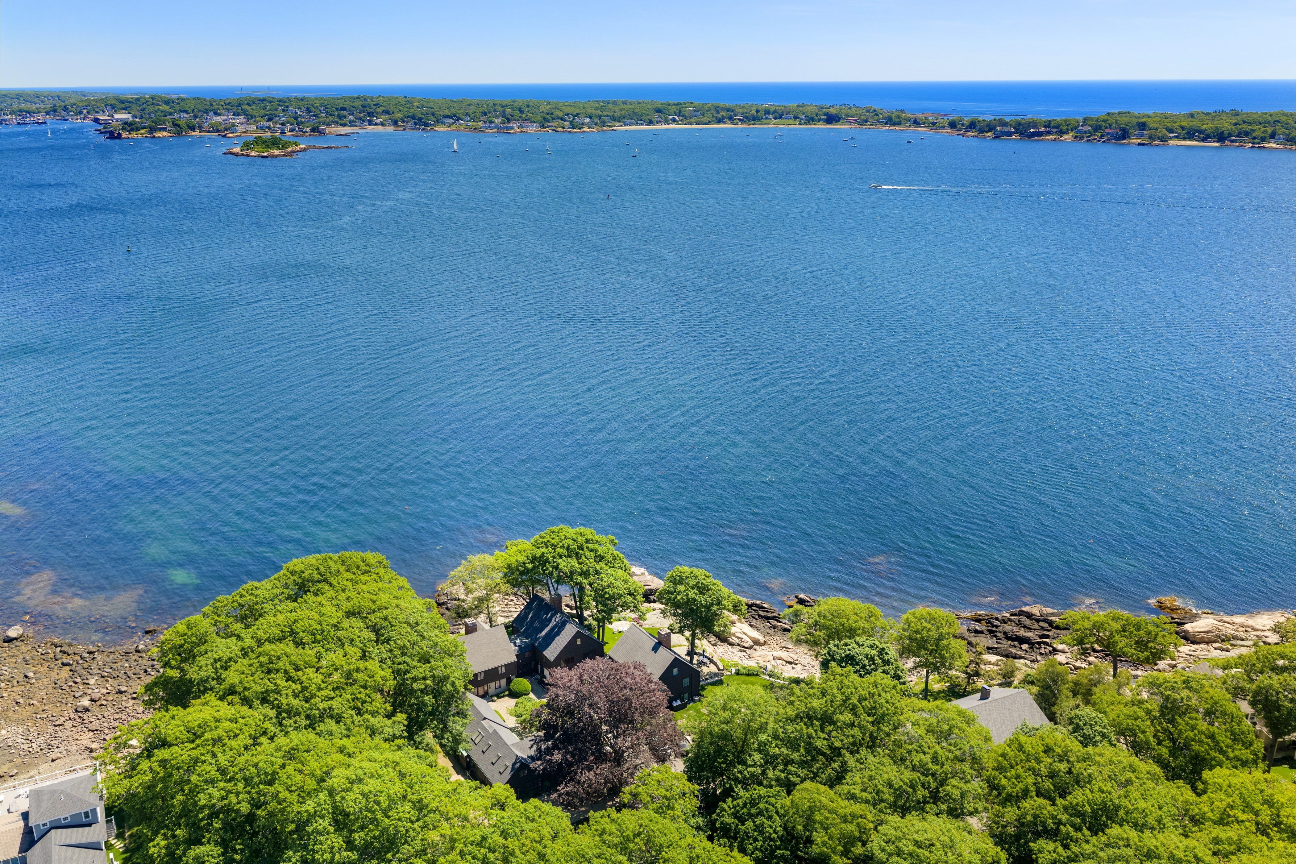  69 Dolliver Neck Rd, Gloucester, MA, 01930 - 物件實景