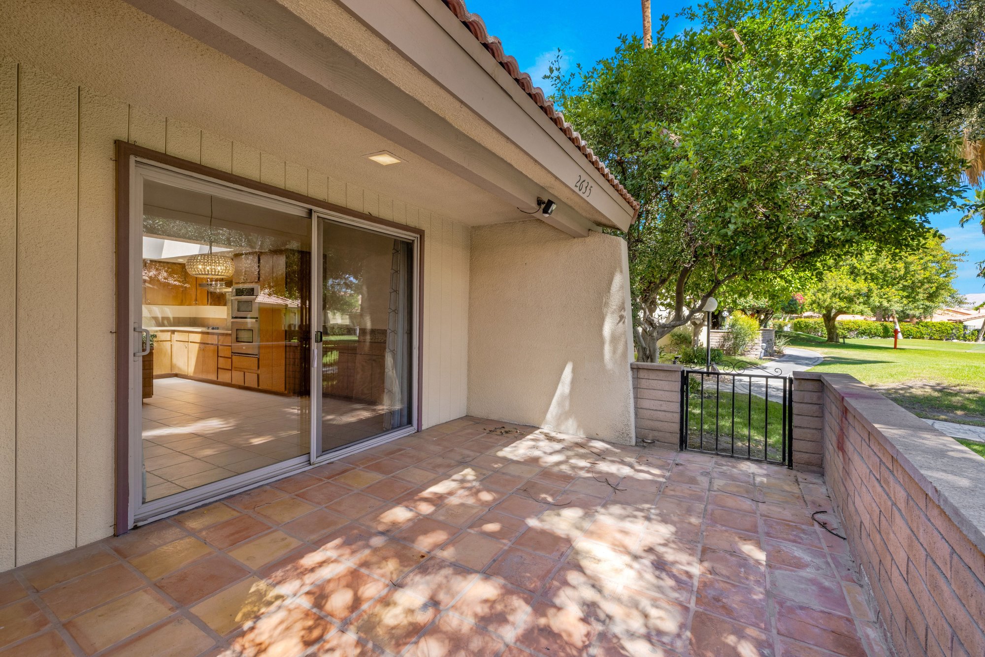  Mid-Century Fixer in Palm Springs Country Club - 物件實景