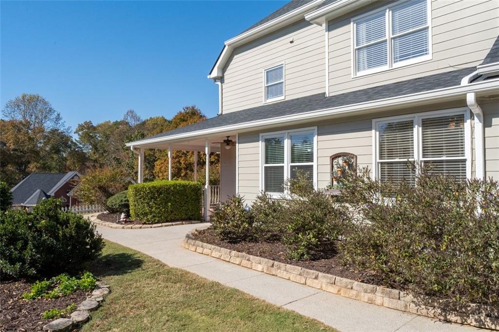 Cumming, Georgia, 30041, United States, 4 Bedrooms Bedrooms, ,3 BathroomsBathrooms,Residential,For Sale,1989583