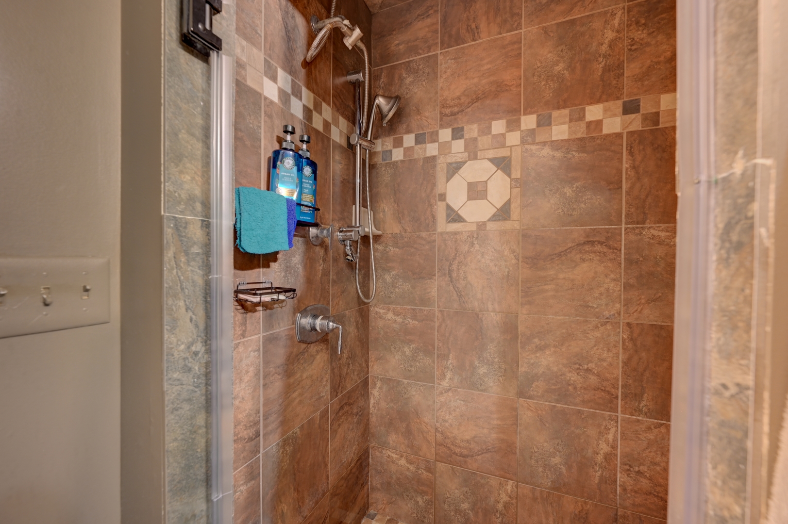 River Grove, Illinois, 60171, United States, 5 Bedrooms Bedrooms, ,4 BathroomsBathrooms,Residential,For Sale,2002992