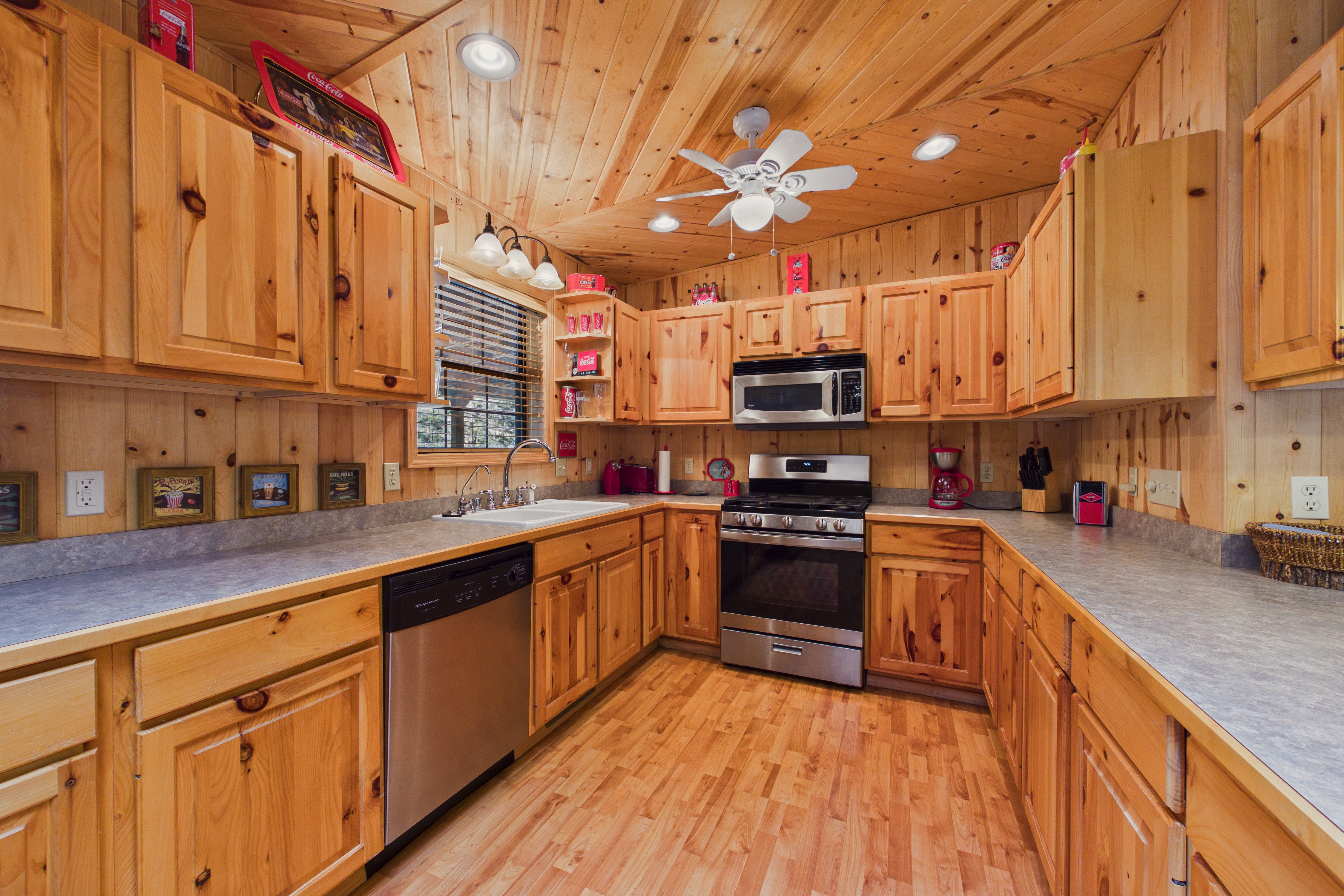 Alto, New Mexico, 88312, United States, 3 Bedrooms Bedrooms, ,2 BathroomsBathrooms,Residential,For Sale,2044418