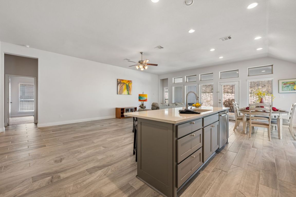 Georgetown, Texas, 78628, United States, 4 Bedrooms Bedrooms, ,3 BathroomsBathrooms,Residential,For Sale,1736171