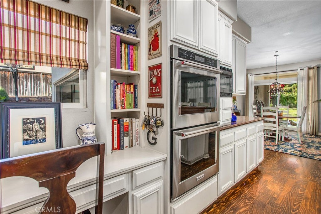 Redlands, California, 92373, United States, 5 Bedrooms Bedrooms, ,4 BathroomsBathrooms,Residential,For Sale,1983103