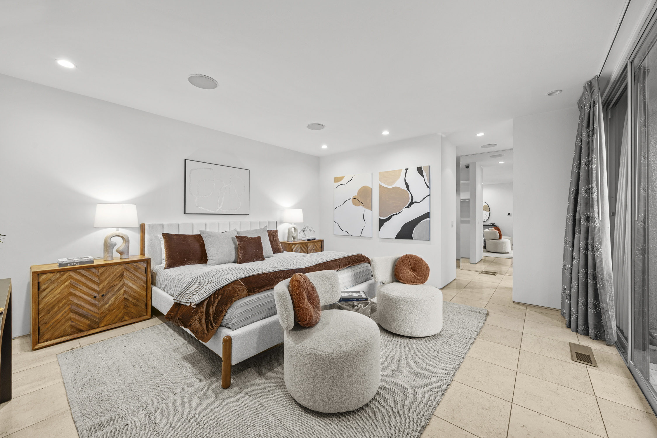 3851 Beverly Ridge Dr - 物件實景