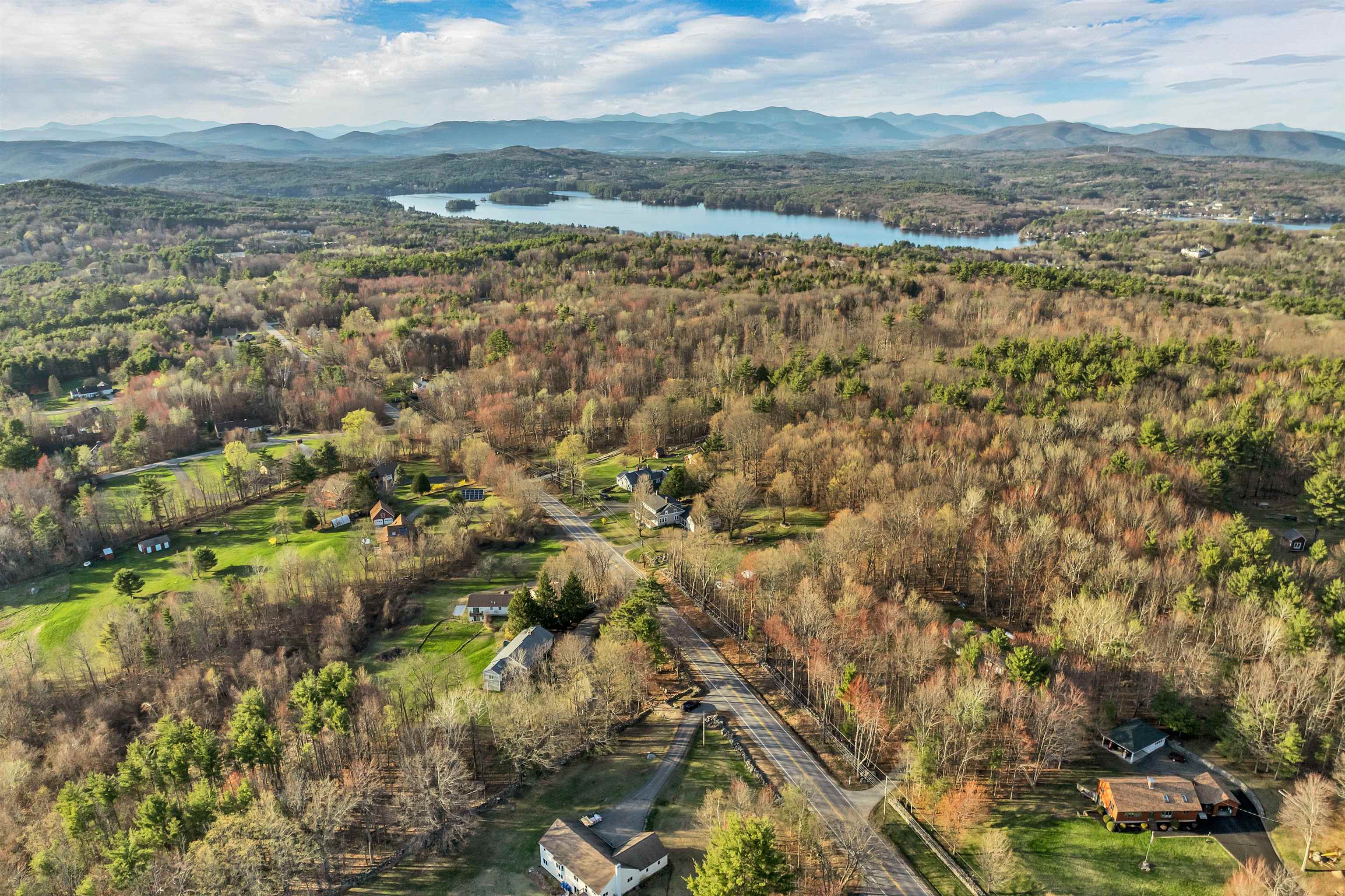 Meredith, New Hampshire, 03253, United States, 3 Bedrooms Bedrooms, ,2 BathroomsBathrooms,Residential,For Sale,1793827