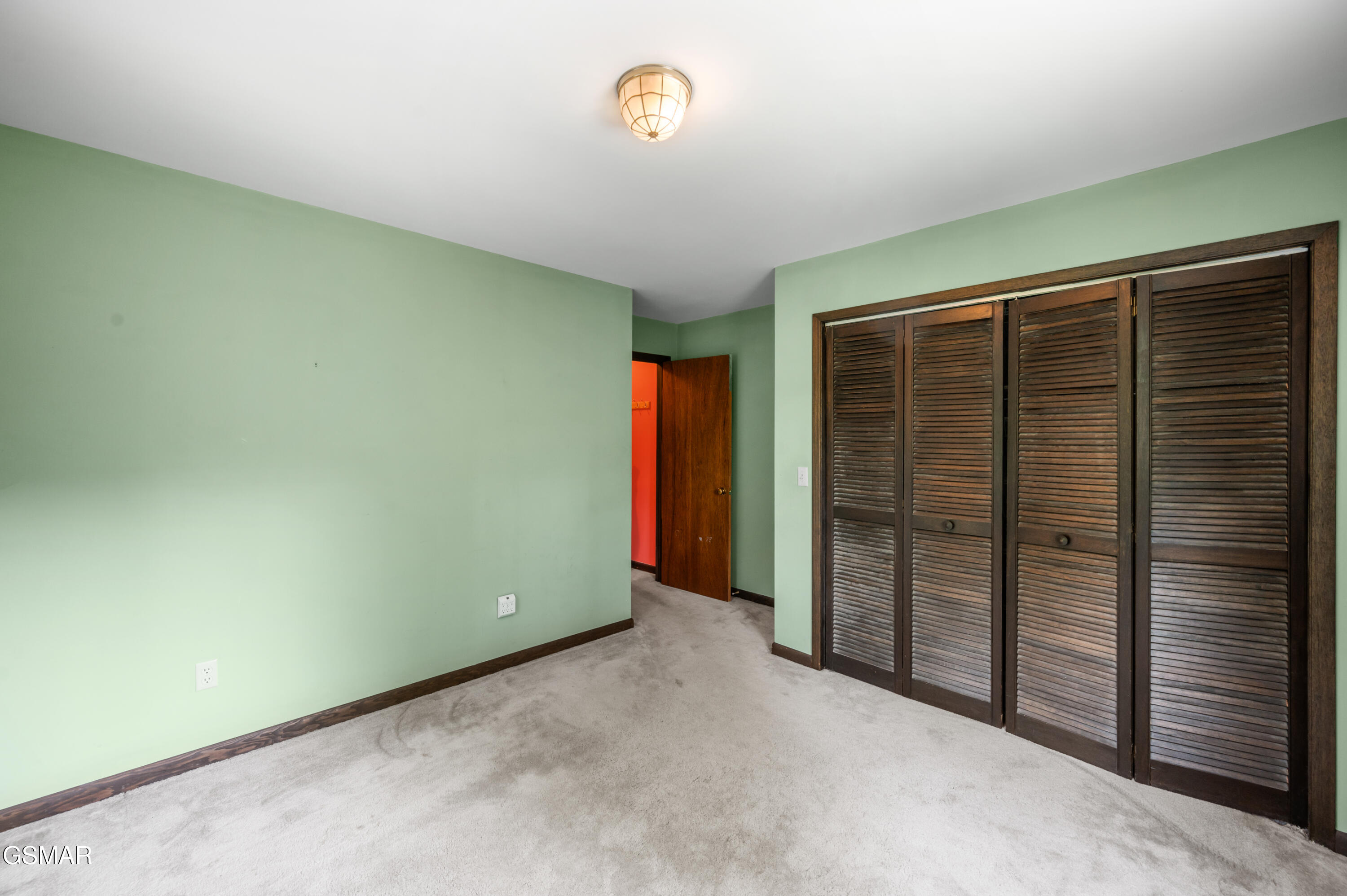 Pigeon Forge, Tennessee, 37863, United States, 3 Bedrooms Bedrooms, ,3 BathroomsBathrooms,Residential,For Sale,1978276