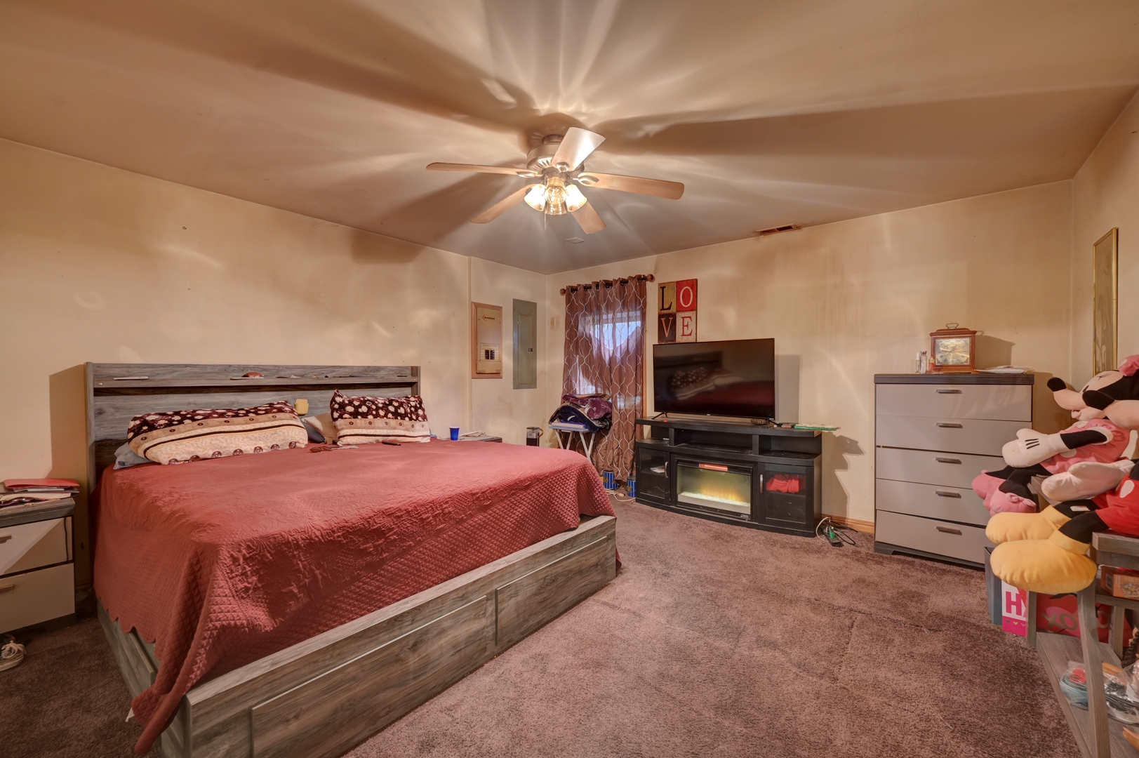 River Grove, Illinois, 60171, United States, 5 Bedrooms Bedrooms, ,4 BathroomsBathrooms,Residential,For Sale,2002992