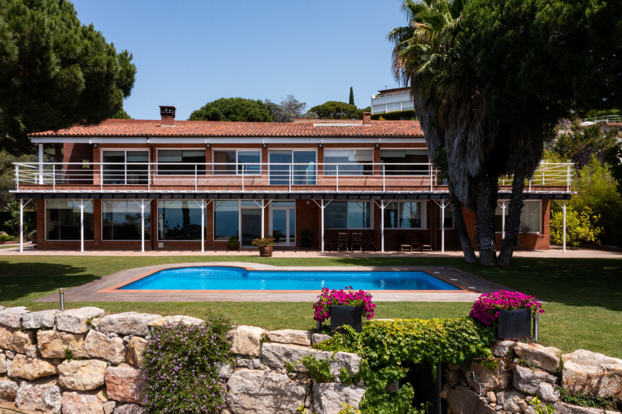  Villa with pool in an unbeatable location - 物件實景
