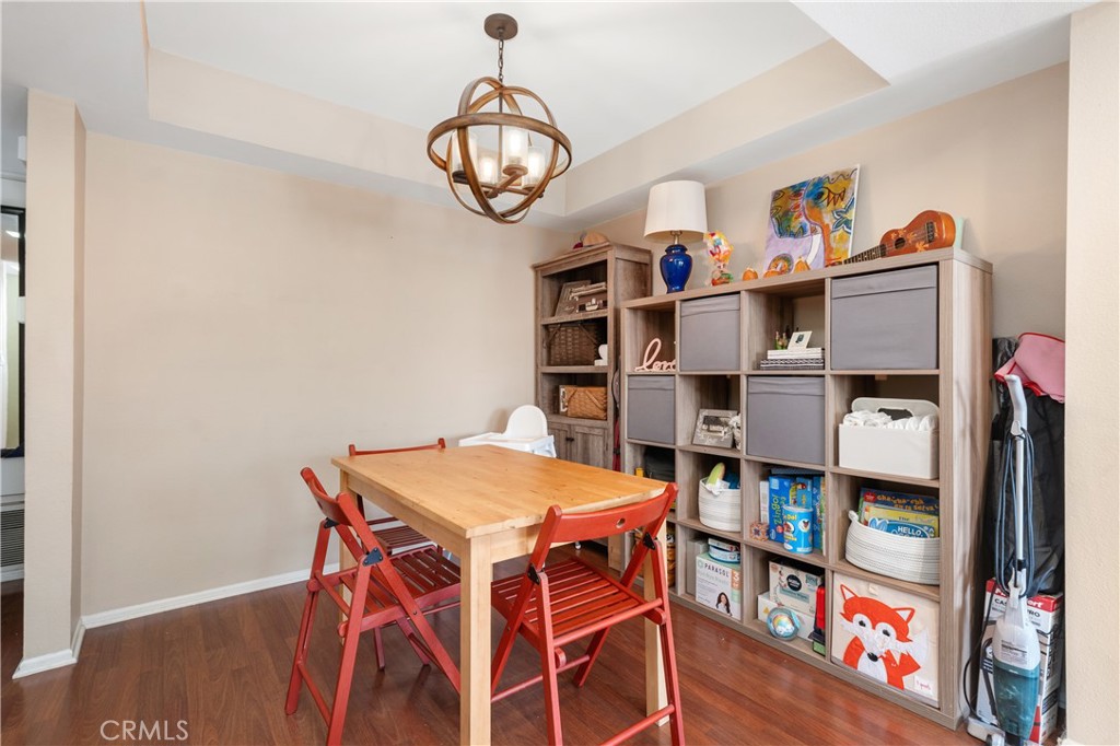 Long Beach, California, 90802, United States, 2 Bedrooms Bedrooms, ,2 BathroomsBathrooms,Residential,For Sale,1991408