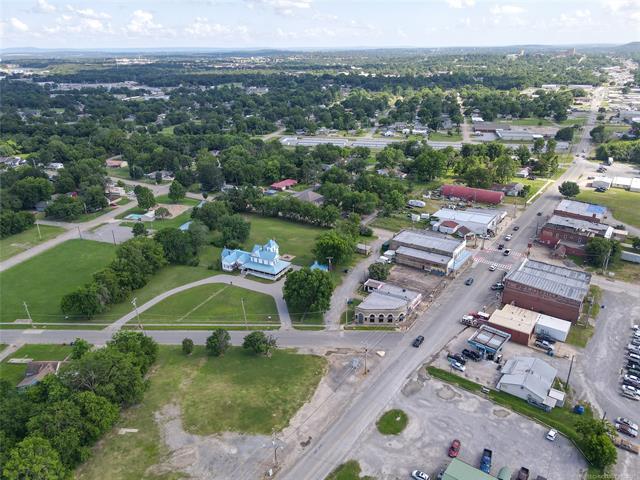 McAlester, Oklahoma, 74501, United States, 4 Bedrooms Bedrooms, ,2 BathroomsBathrooms,Residential,For Sale,1982144