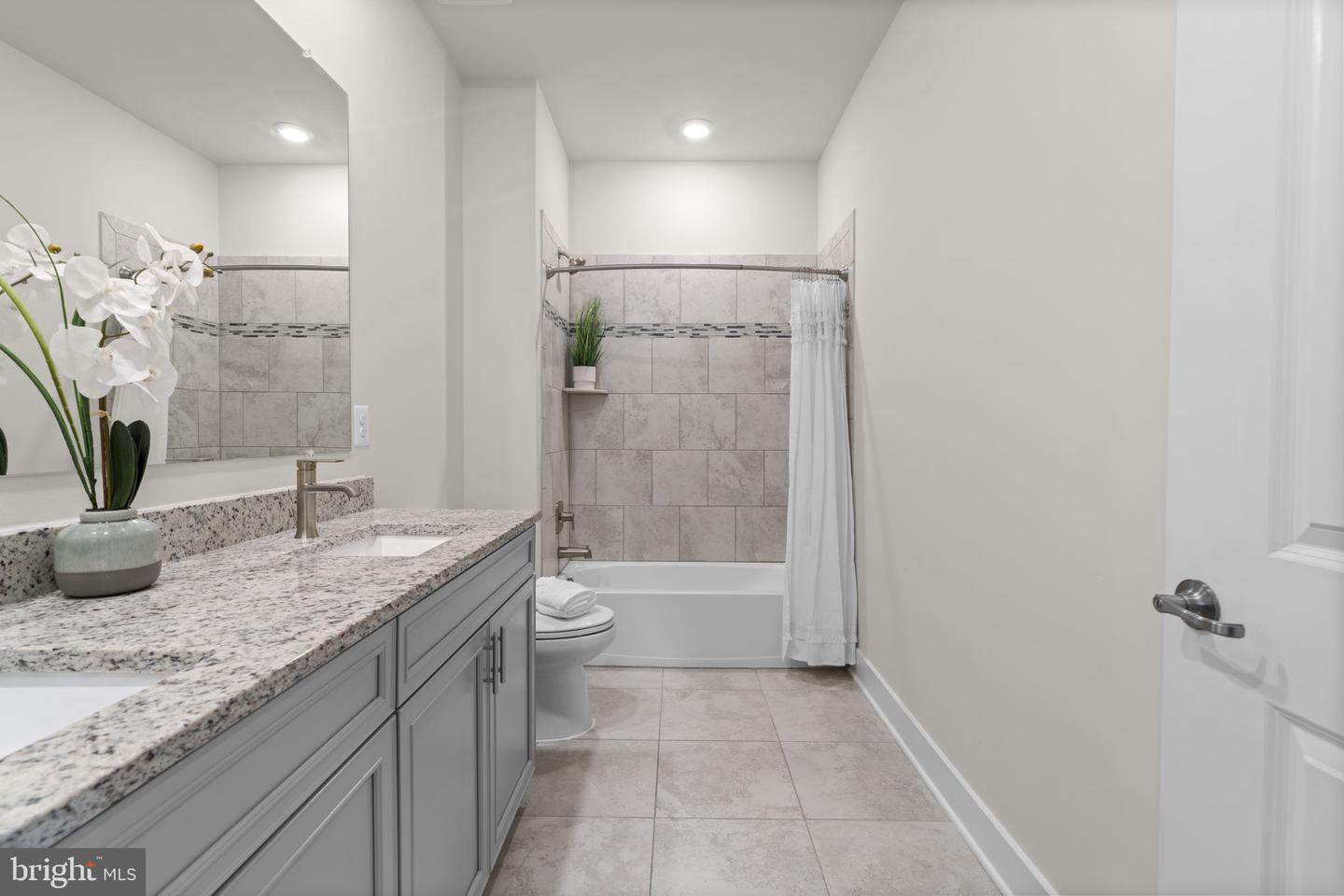 Elkridge, Maryland, 21075, United States, 3 Bedrooms Bedrooms, ,3 BathroomsBathrooms,Residential,For Sale,1939150