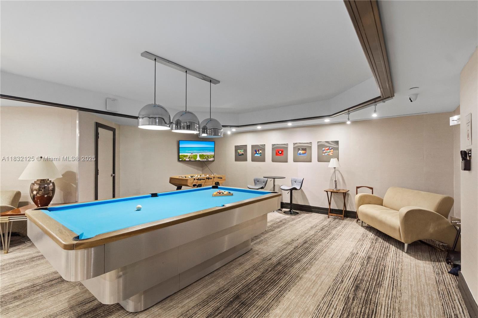 Aventura, Florida, 33180, United States, 2 Bedrooms Bedrooms, ,3 BathroomsBathrooms,Residential,For Sale,1885240