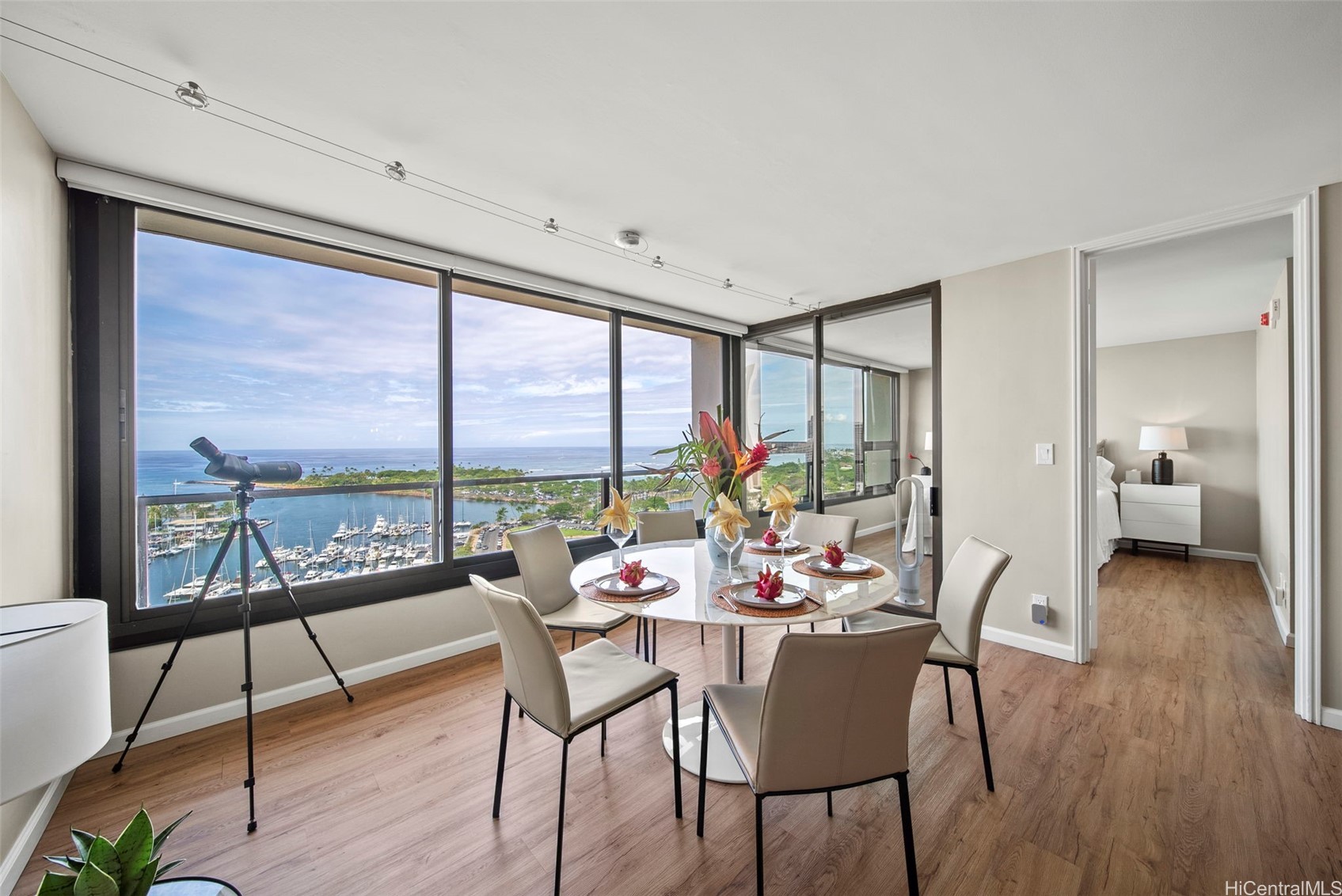 Honolulu, Hawaii, 96815, United States, 1 Bedroom Bedrooms, ,1 BathroomBathrooms,Residential,For Sale,1940342