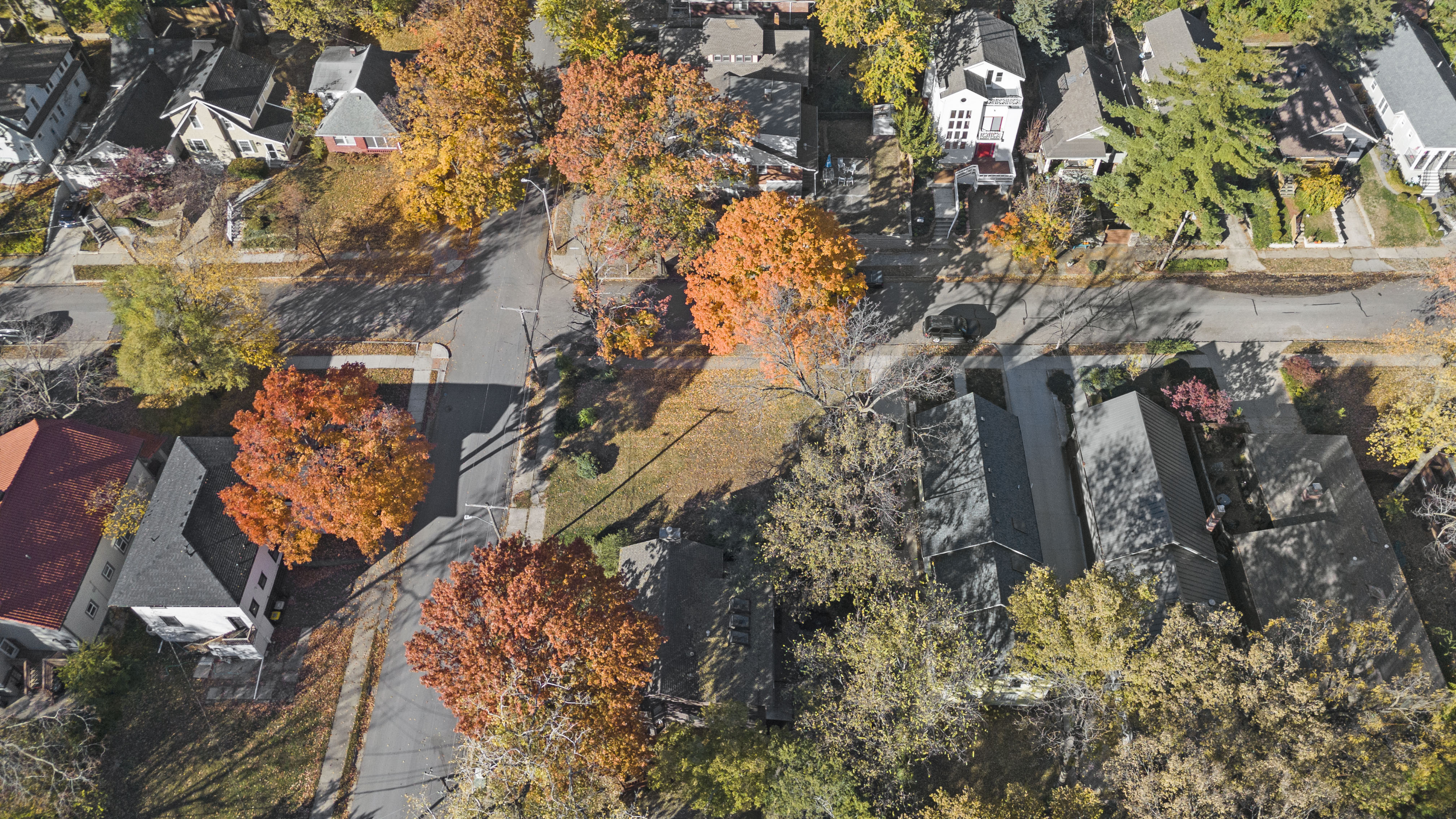  1118 West 48th Street, Kansas City, MO 64112 - 物件實景