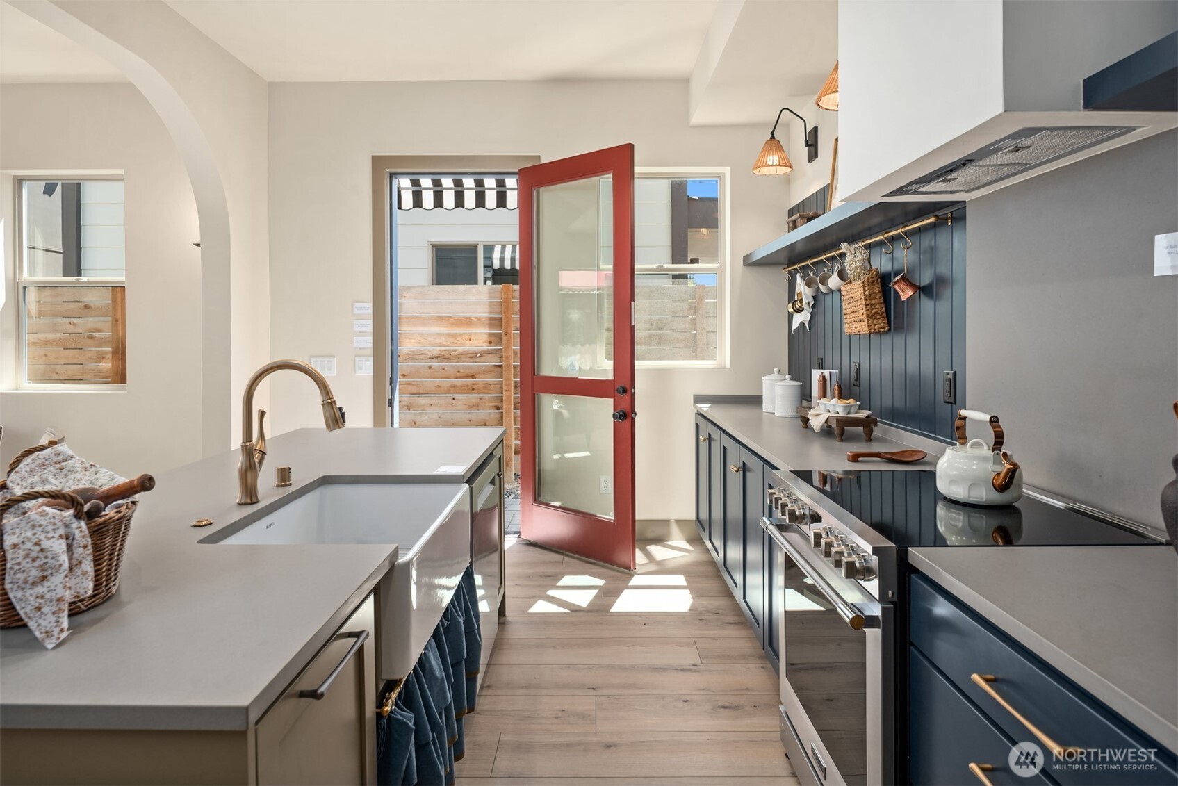 Seattle, Washington, 98106, United States, 2 Bedrooms Bedrooms, ,2 BathroomsBathrooms,Residential,For Sale,1900880