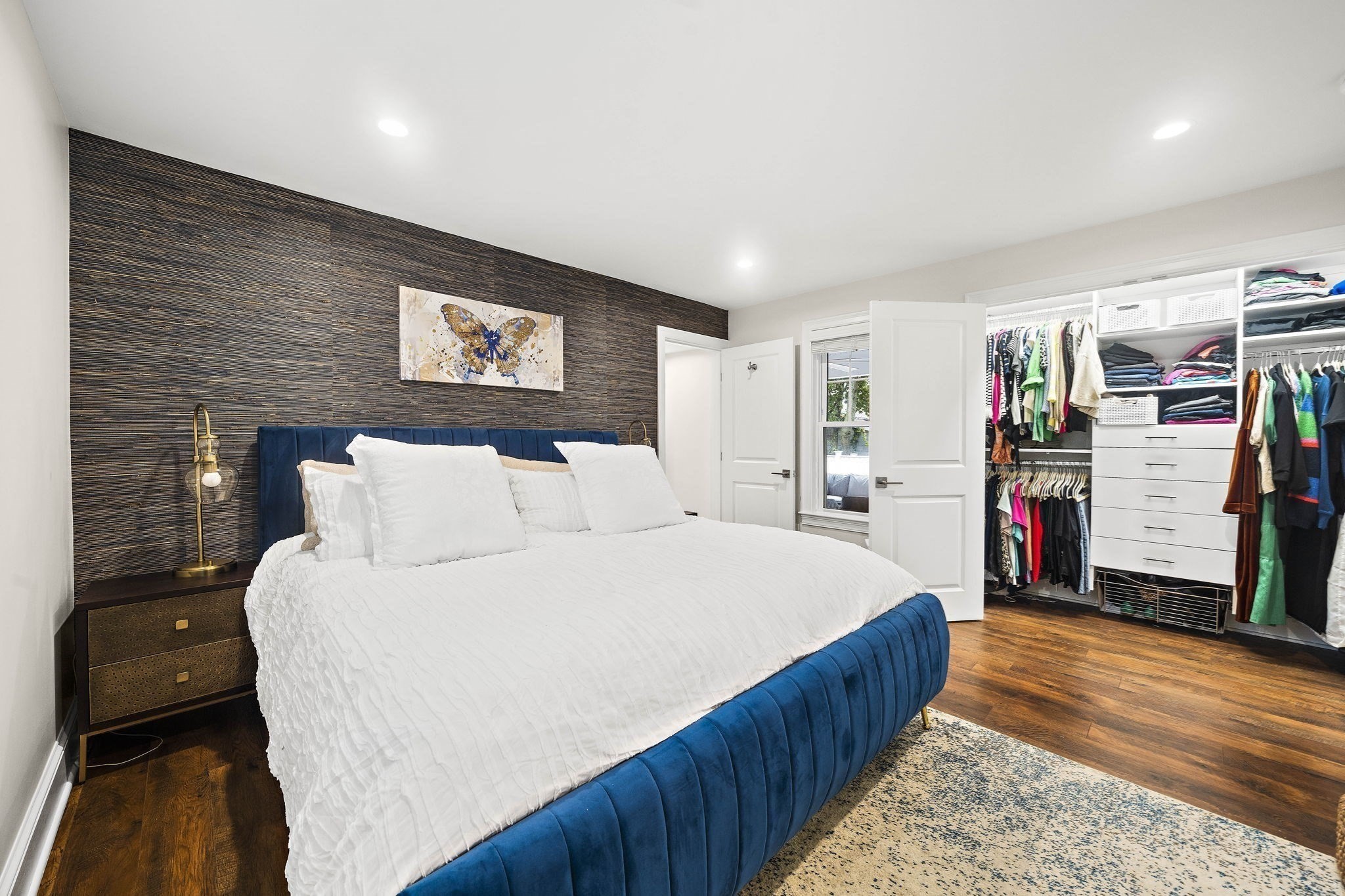 Wakefield, Massachusetts, 01880, United States, 3 Bedrooms Bedrooms, ,2 BathroomsBathrooms,Residential,For Sale,1982541