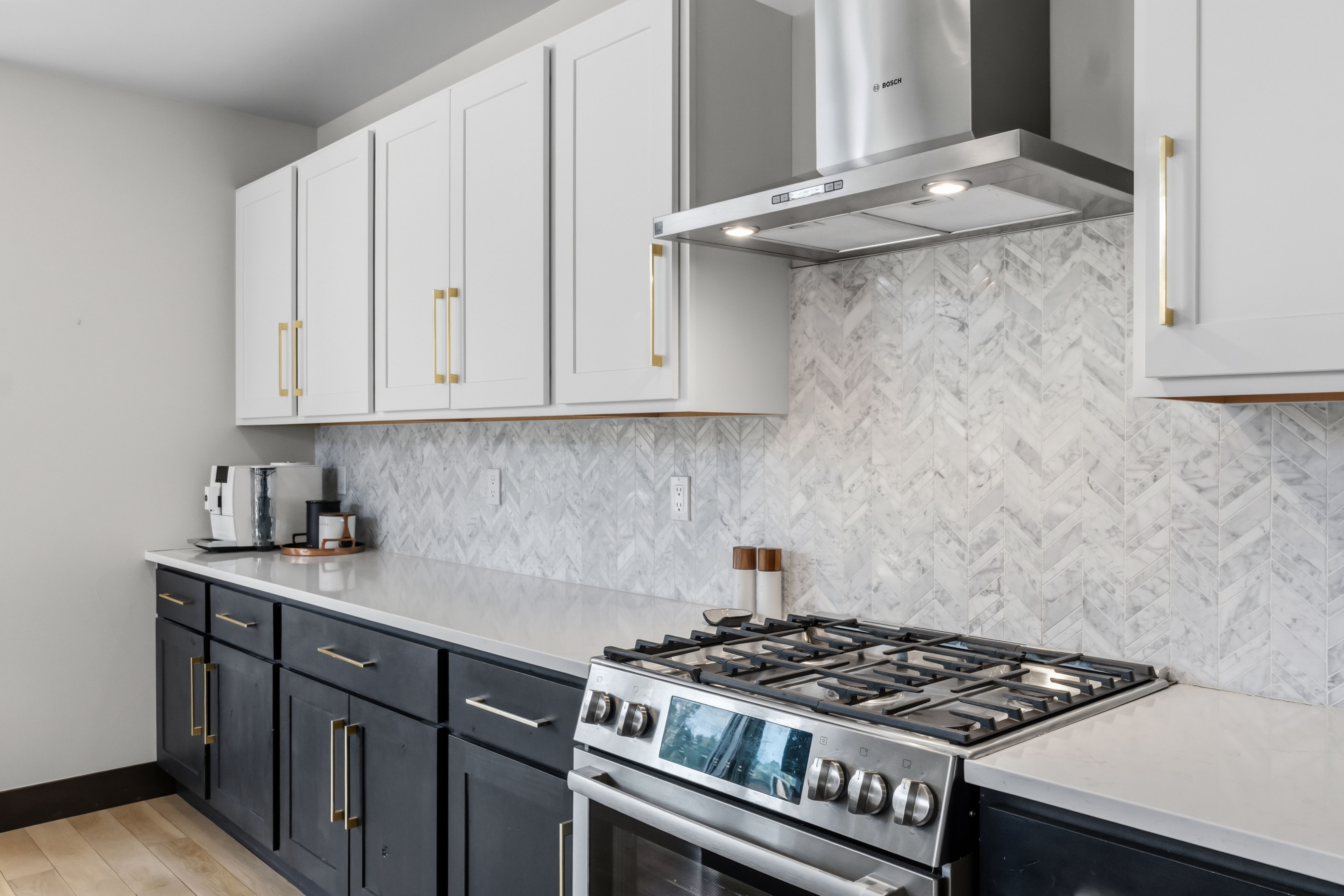 Beautifully Furnished Duplex in Highly Sought After Summit Sky Ranch Community - 物件實景