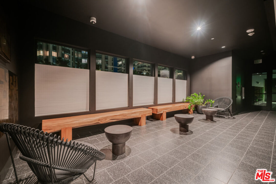 Los Angeles, California, 90024, United States, 2 Bedrooms Bedrooms, ,2 BathroomsBathrooms,Residential,For Sale,1940220