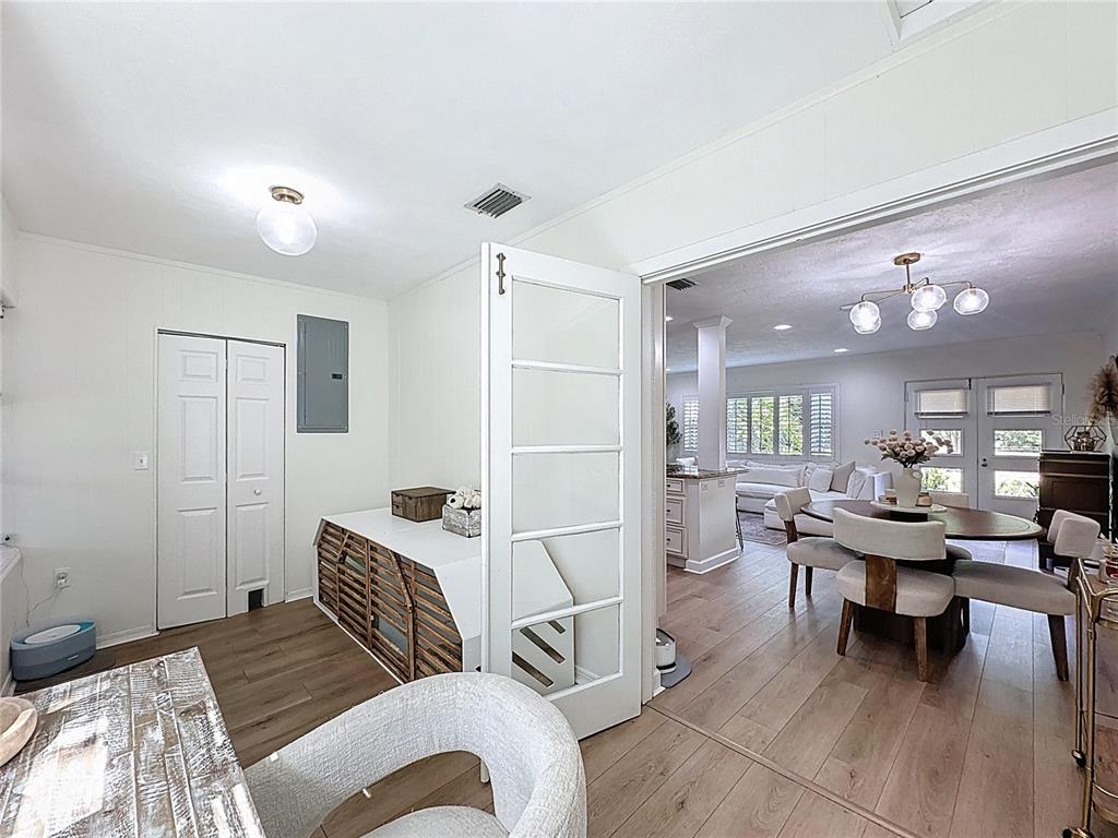 Orlando, Florida, 32804, United States, 2 Bedrooms Bedrooms, ,1 BathroomBathrooms,Residential,For Sale,1920096