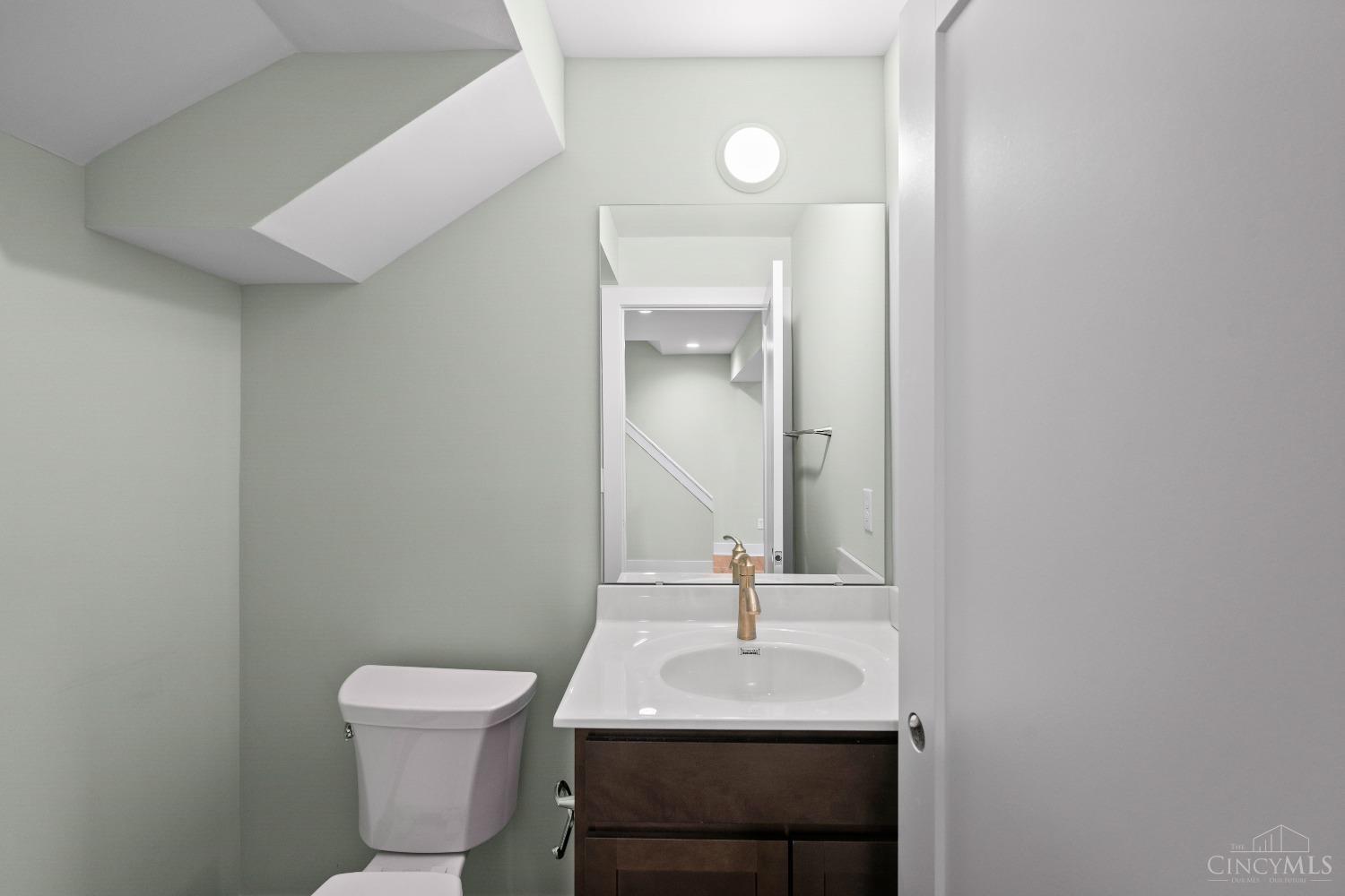 Cincinnati, Ohio, 45208, United States, 3 Bedrooms Bedrooms, ,4 BathroomsBathrooms,Residential,For Sale,1784829
