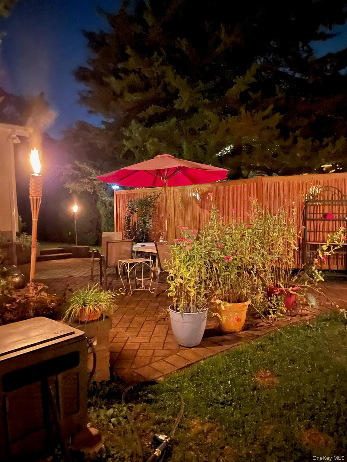 Sound Beach, New York, 11789, United States, 4 Bedrooms Bedrooms, ,2 BathroomsBathrooms,Residential,For Sale,1994513